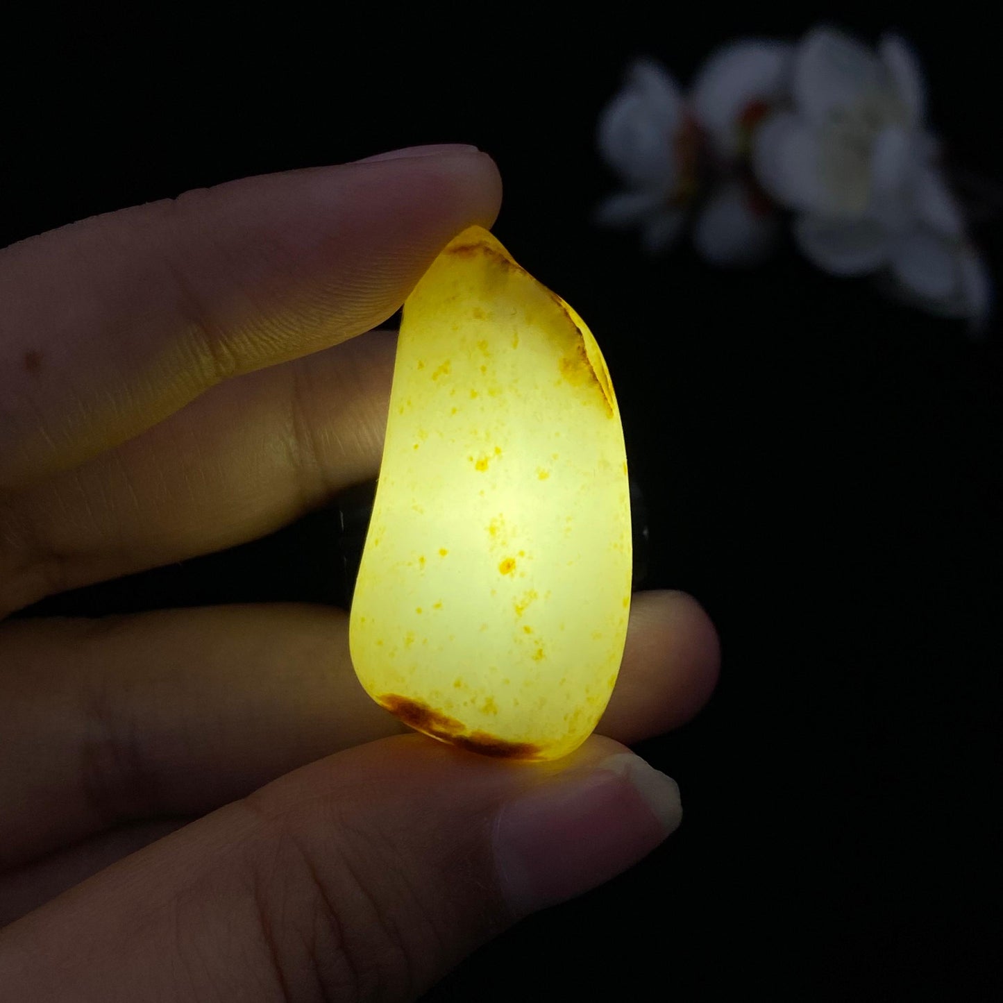 和田玉洒金皮籽料吊坠籽(15g)