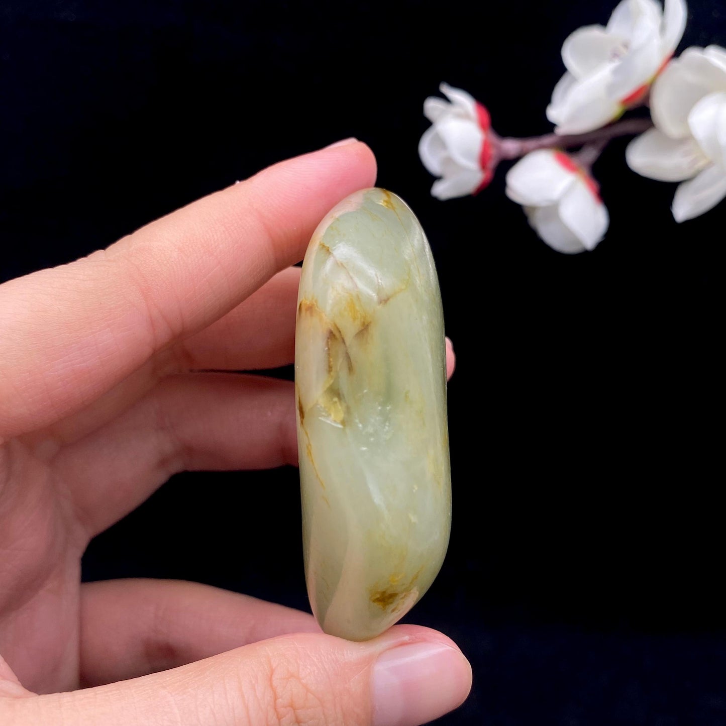 和田玉洒金皮籽料原石(85.7g)