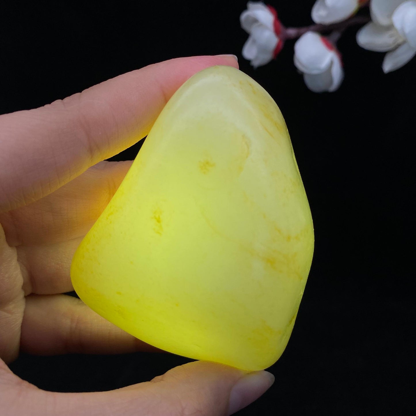和田玉洒金皮籽料原石(178.4g)