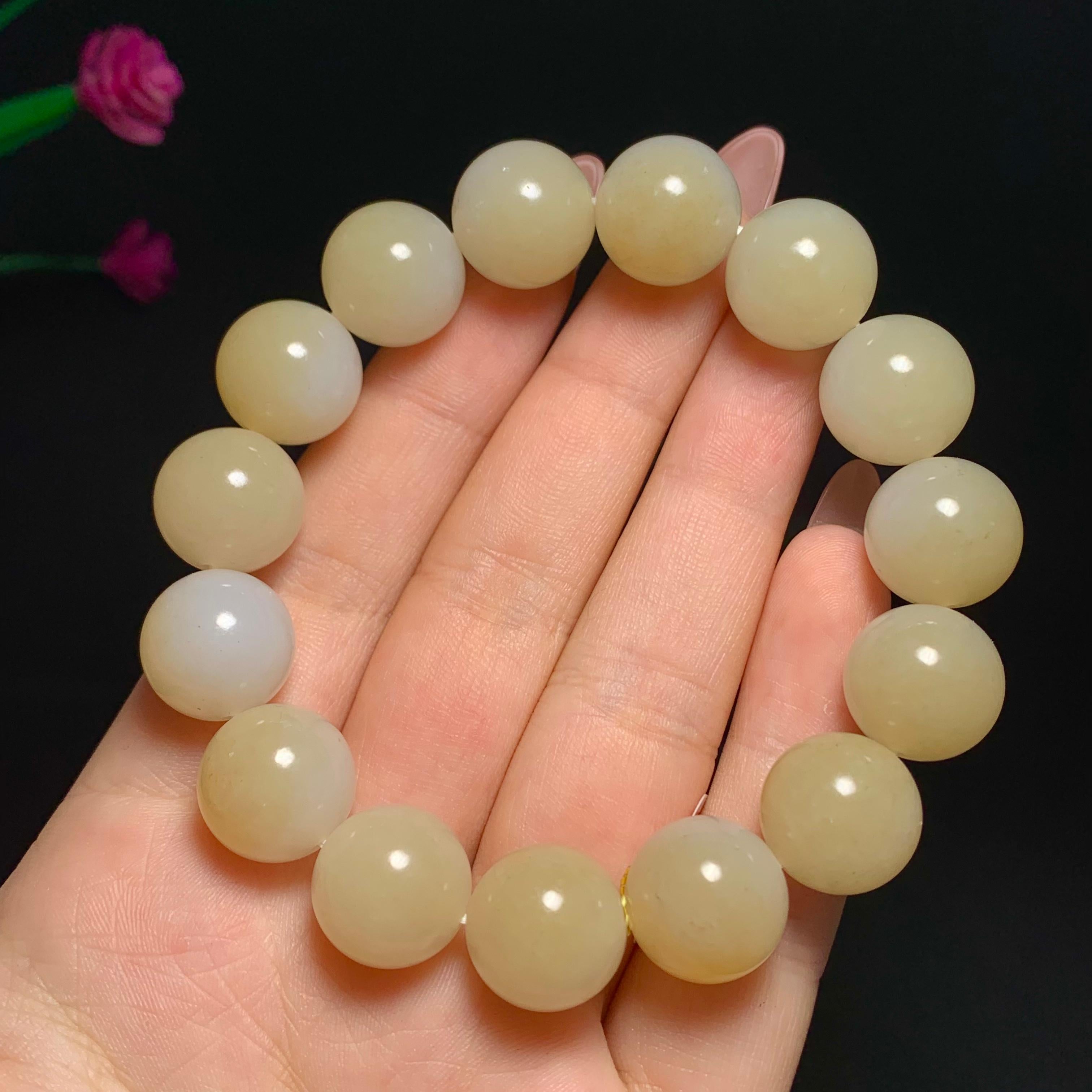 精品和田玉糖白玉圆珠手串（64.7g） – 厚德载玉