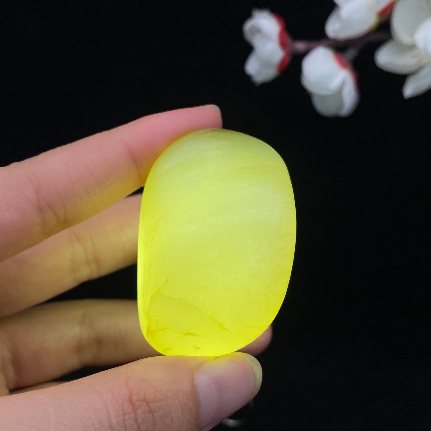 和田玉青白玉籽料原石(63.3g)
