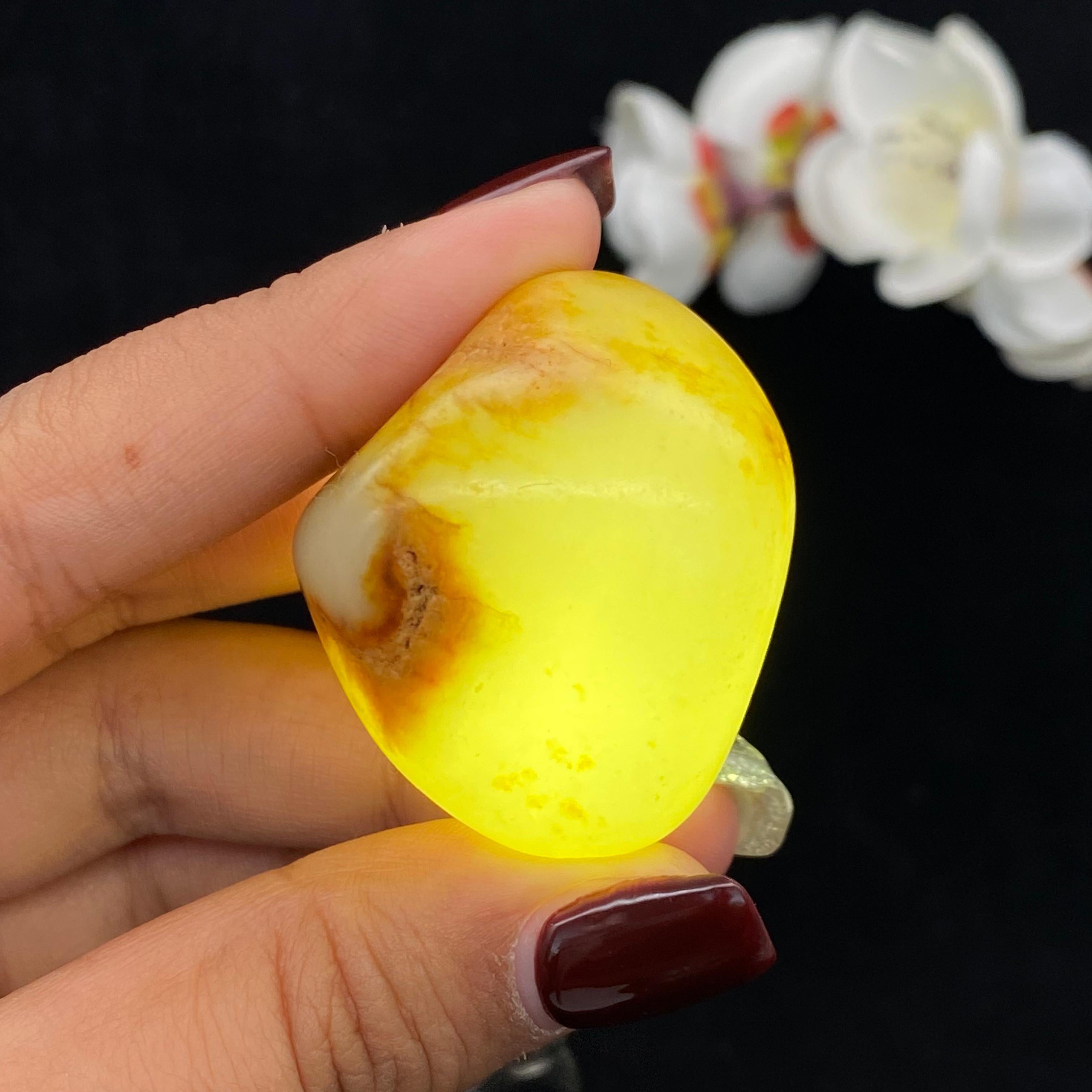 和田玉聚黄皮籽料原石(44.8g)