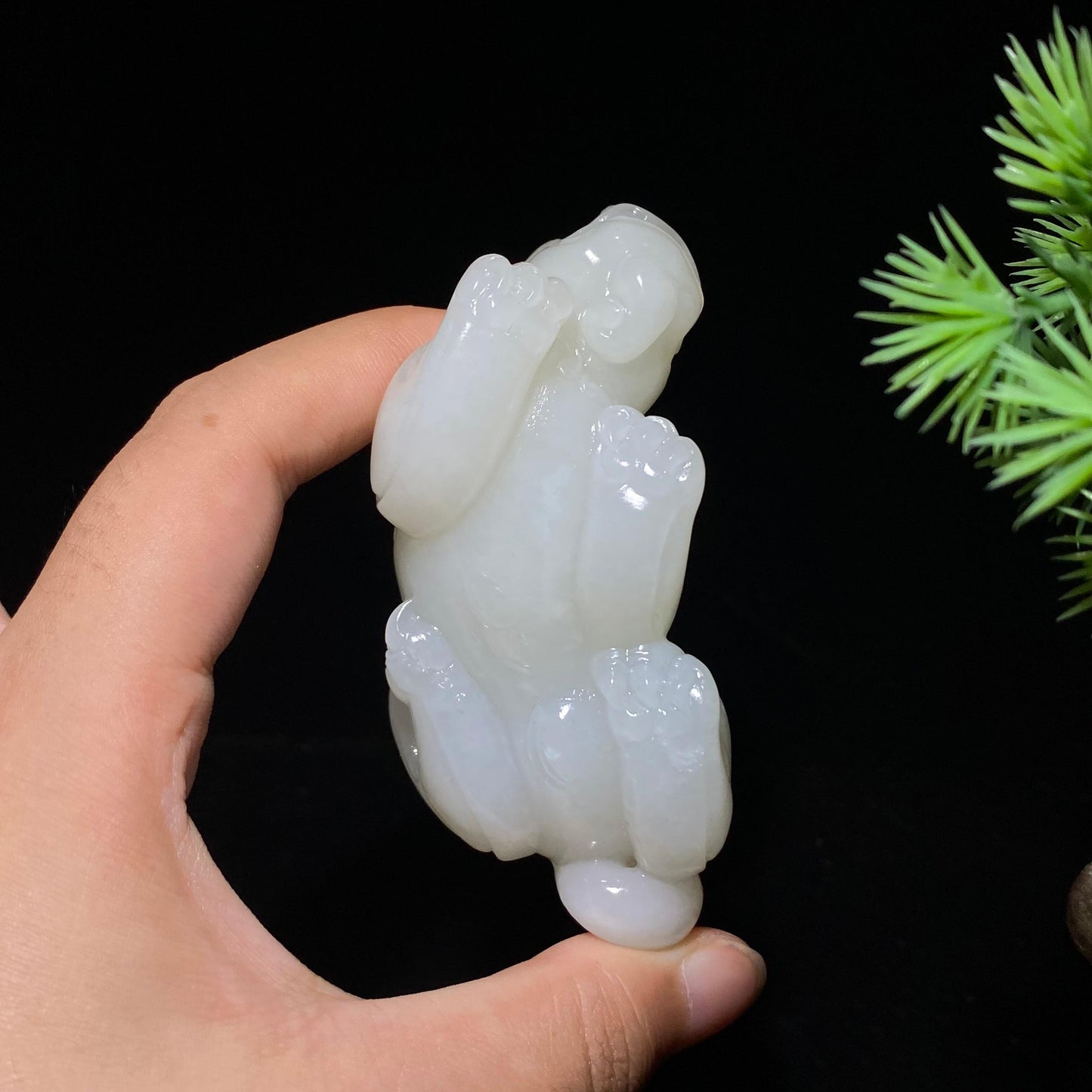 和田玉籽料貔貅把件(124.6g)