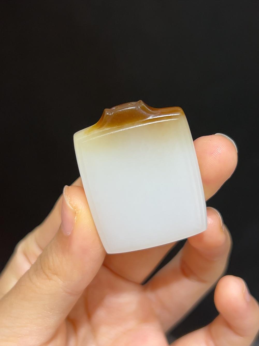 和田玉且末料平安无事牌(19.0g)