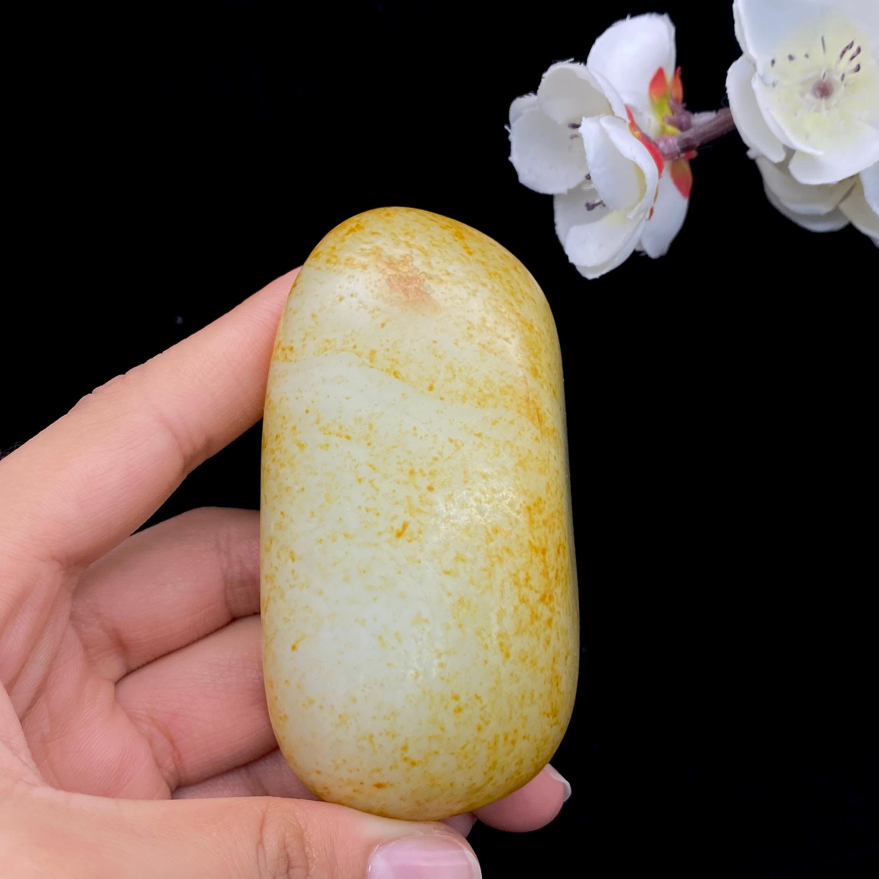 和田玉洒金皮籽料原石(250.8g)