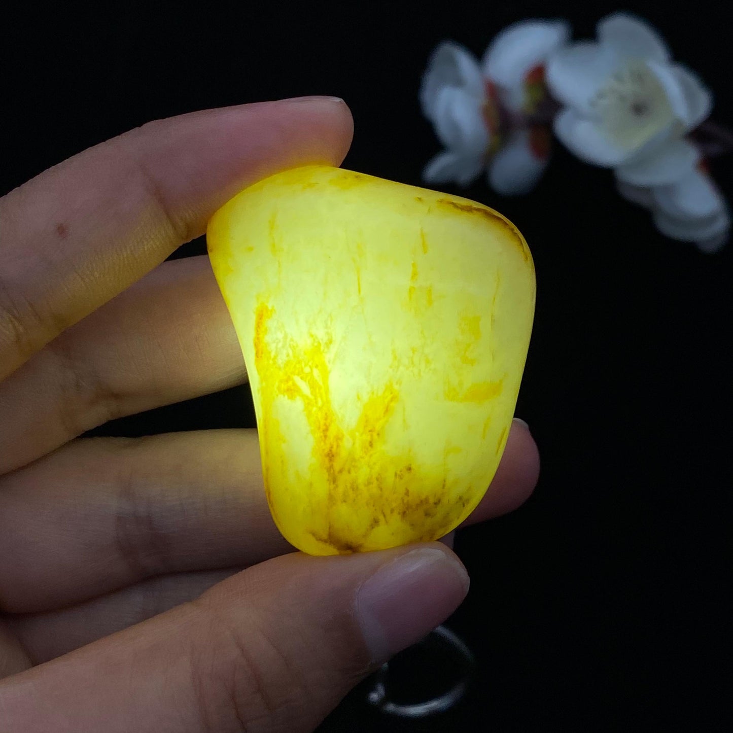 和田玉洒金皮籽料挂件(40.5g)