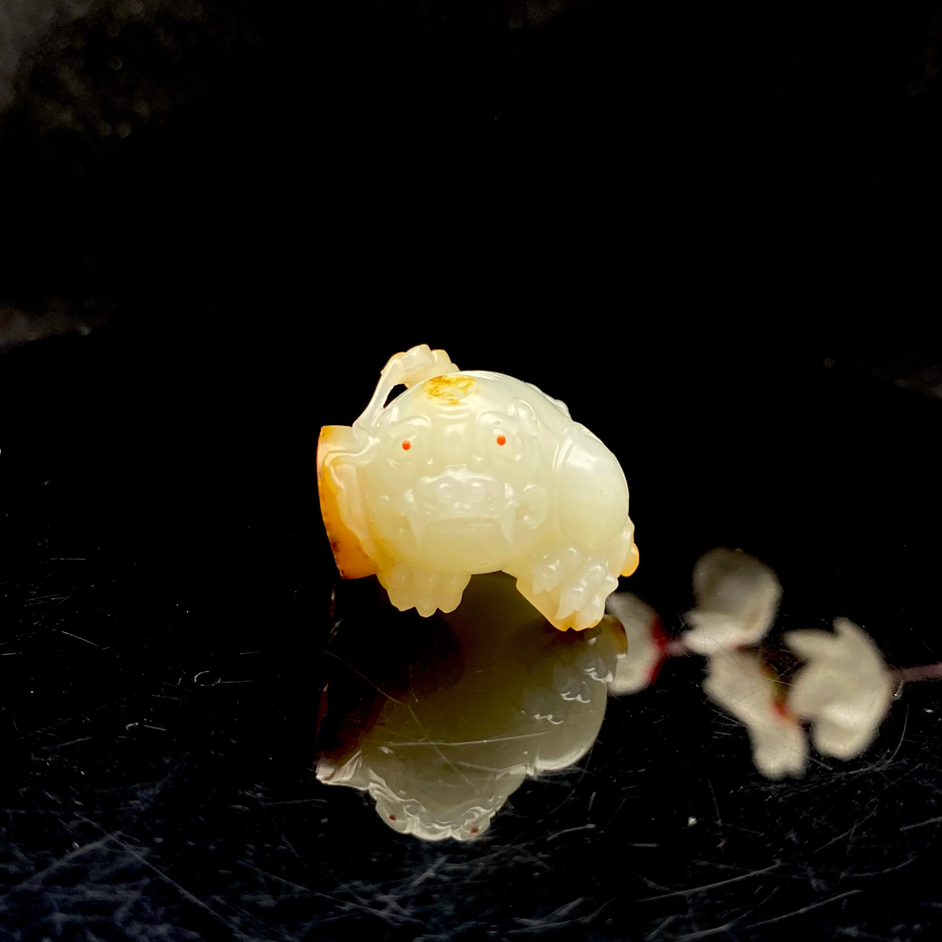 和田玉白玉籽料【三足金蟾】(35.2g)