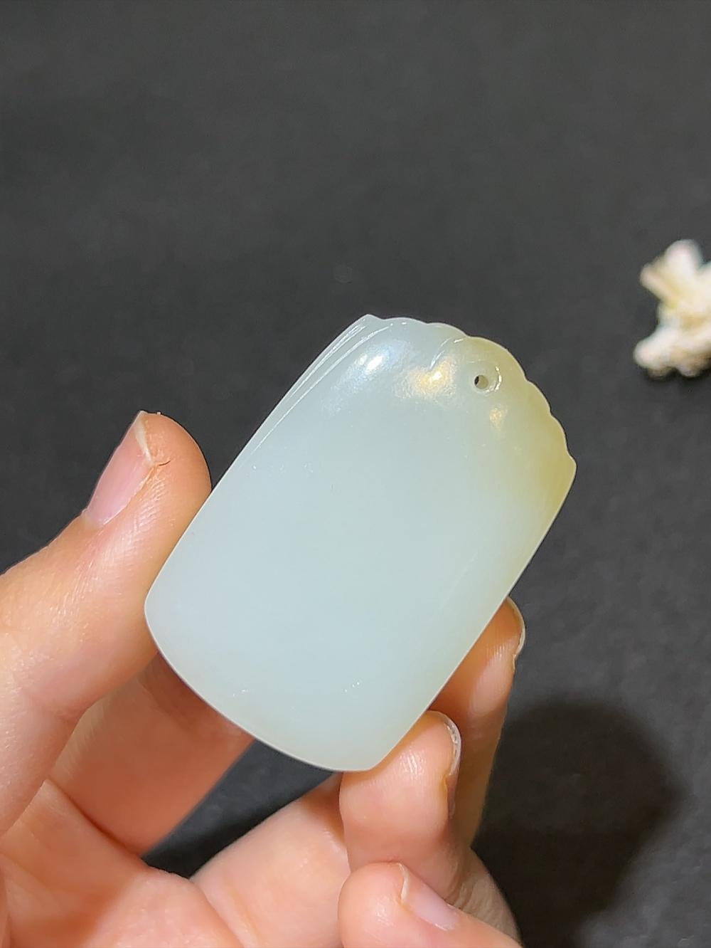 和田玉且末料糖白平安无事牌(28.8g)