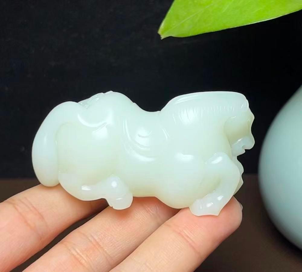 和田羊脂玉生肖马马到成功手把件摆件(84.3g)