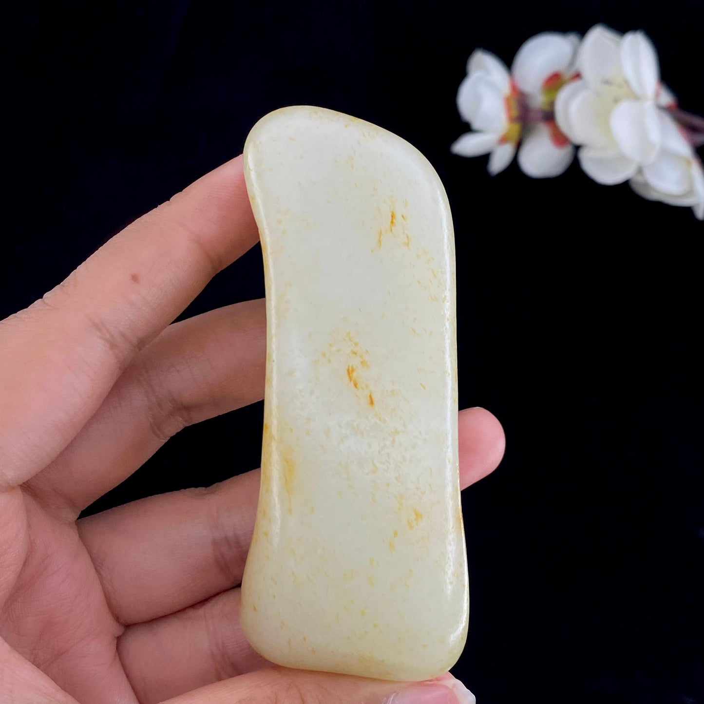 和田玉洒金皮籽料手把件(121.8g)