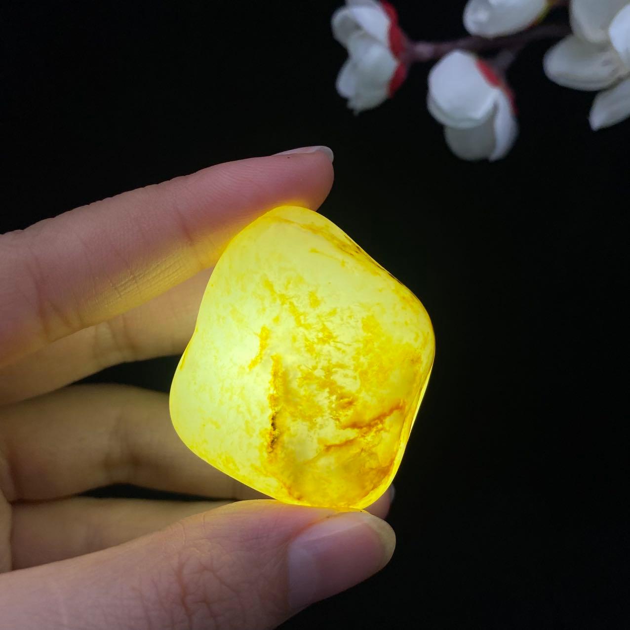 和田玉洒金皮籽料原石(37.7g)