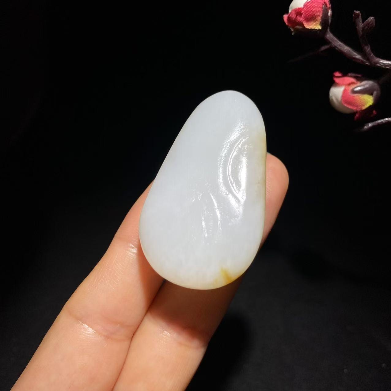 精品且末金山糖羊脂糖白玉观音