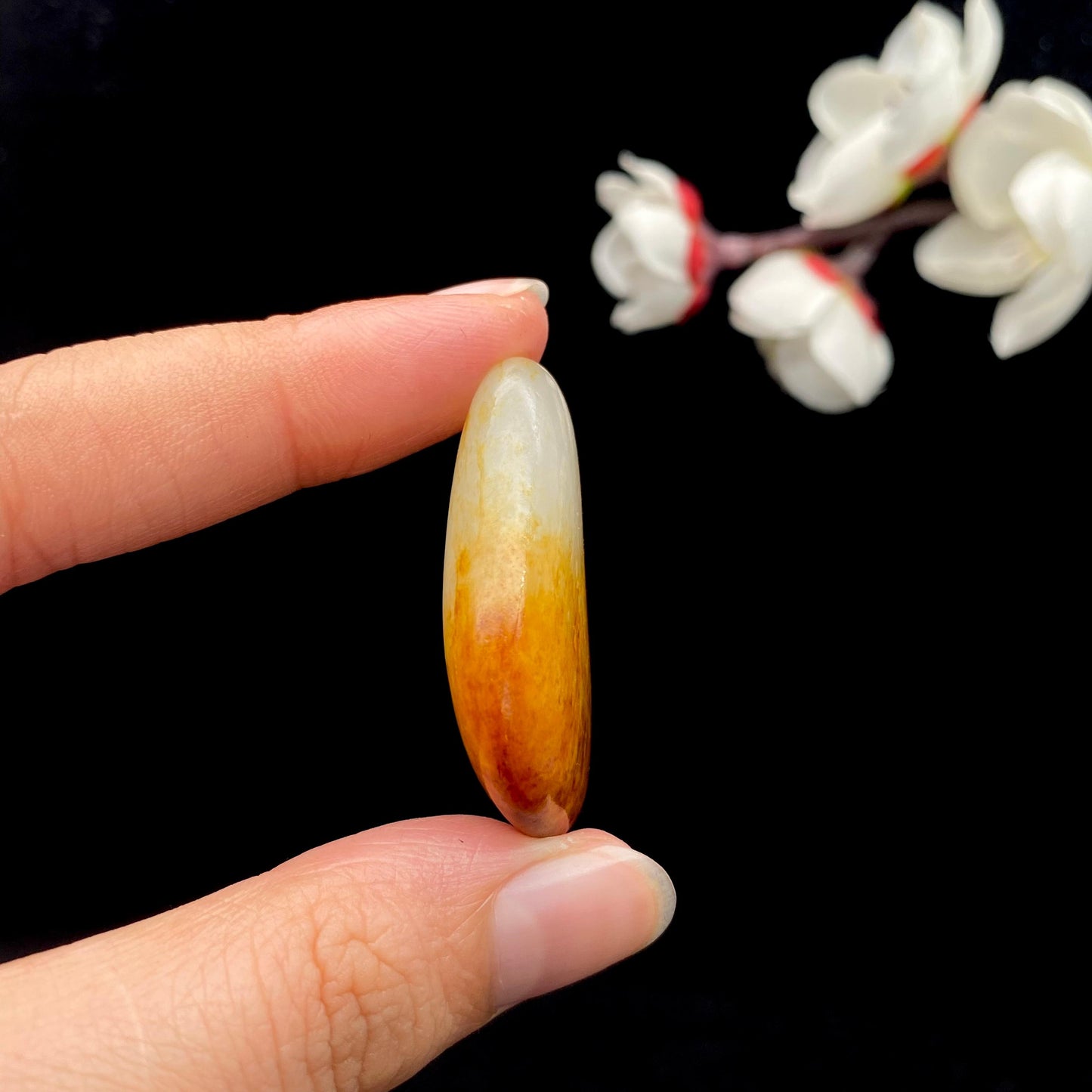 和田玉聚黄皮籽料原石(13.4g)