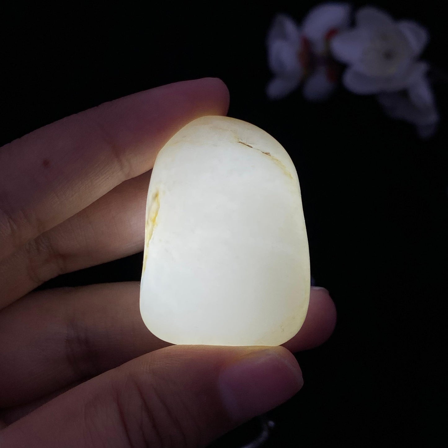 和田玉-白玉籽料原石(38.1g)
