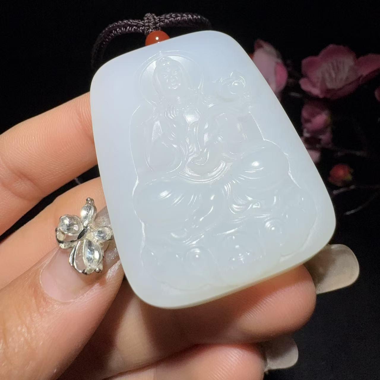 和田玉白玉挂件莲花观音(46.3g)