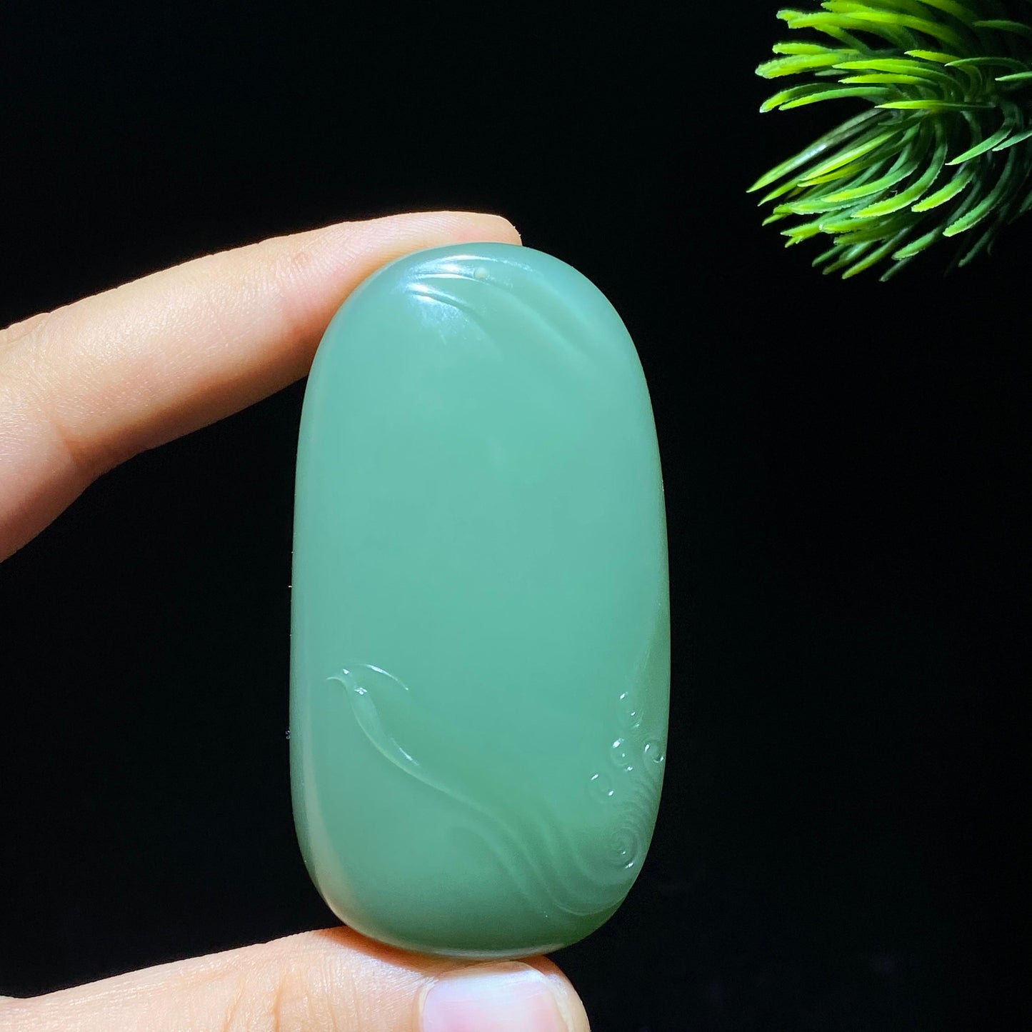 和田玉碧玉粉青观音(49.6g)