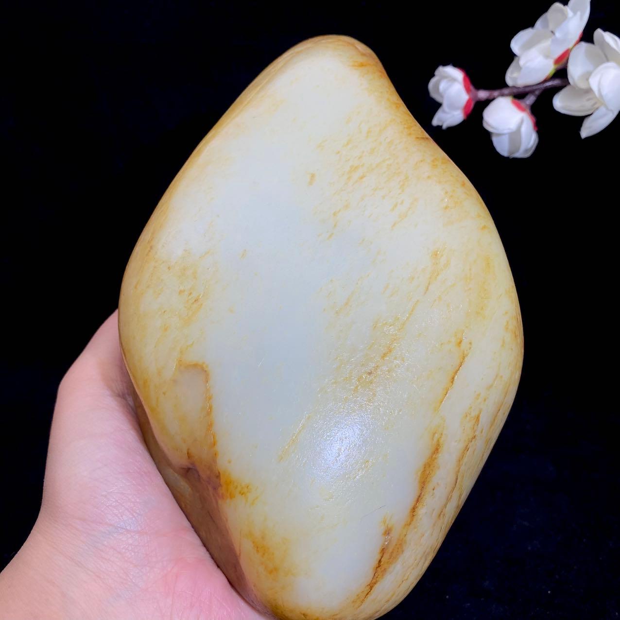 和田玉洒金皮籽料原石(1756.5g)