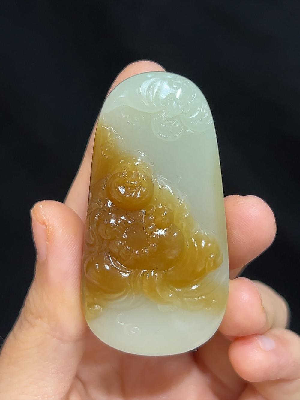 和田玉且末料糖白弥勒笑佛(43.7g)