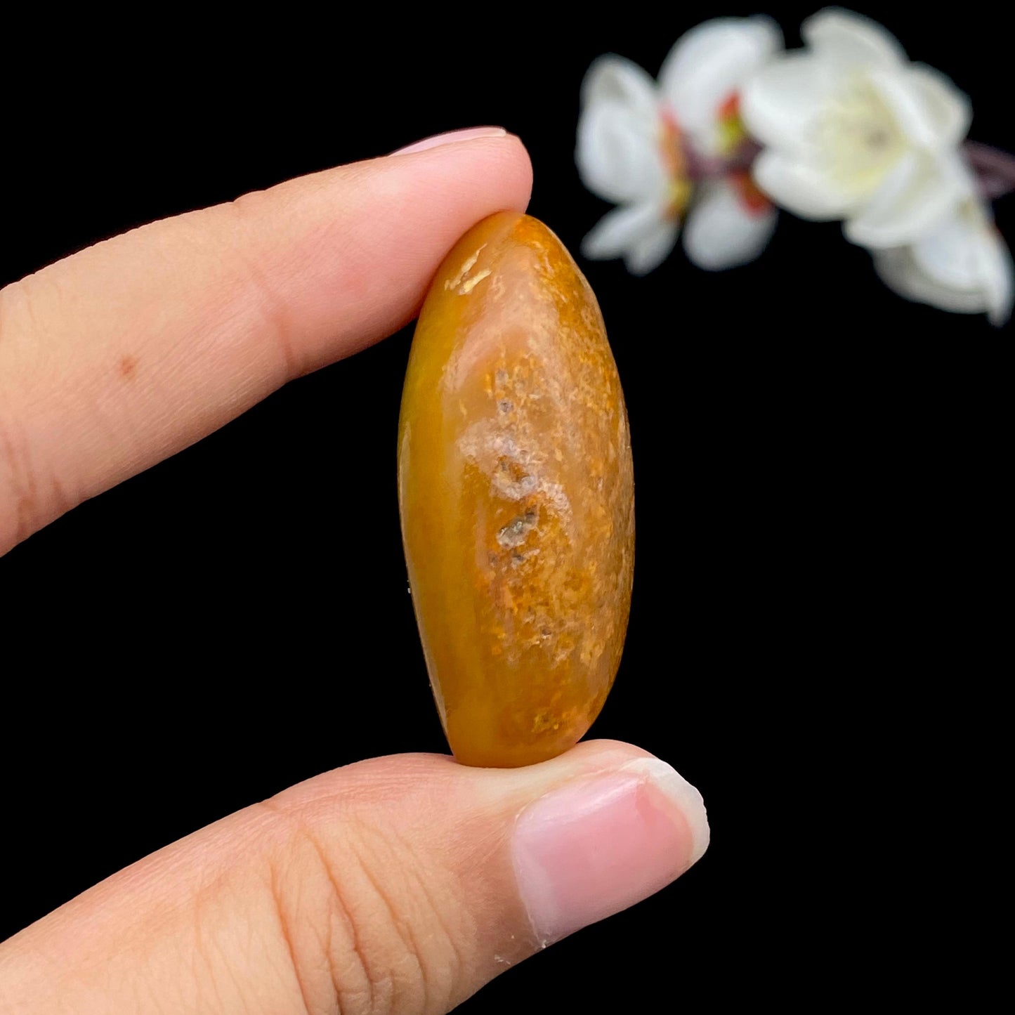 和田玉黄沁皮籽料原石(25.7g)