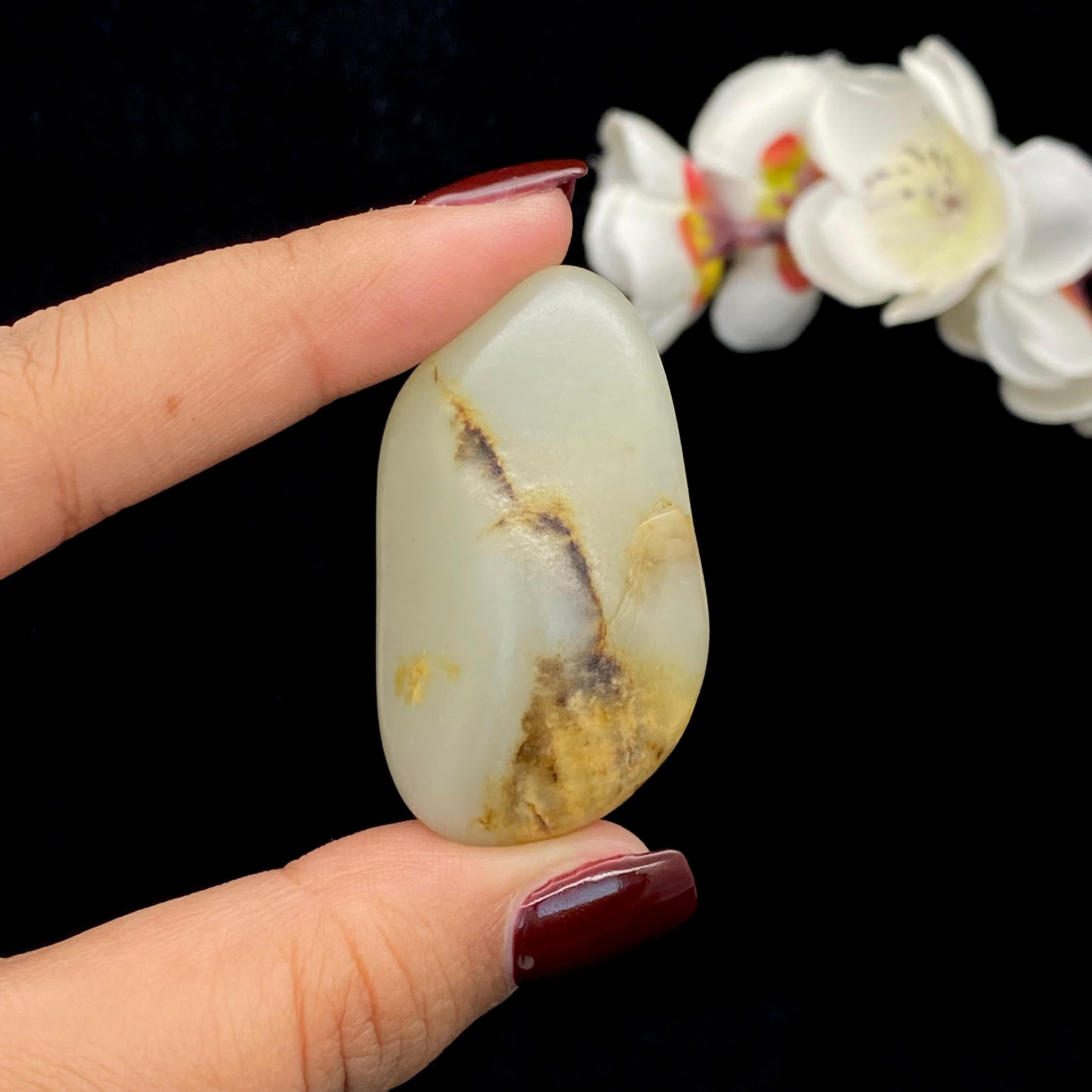 和田玉黄皮籽料挂件(35.2g)