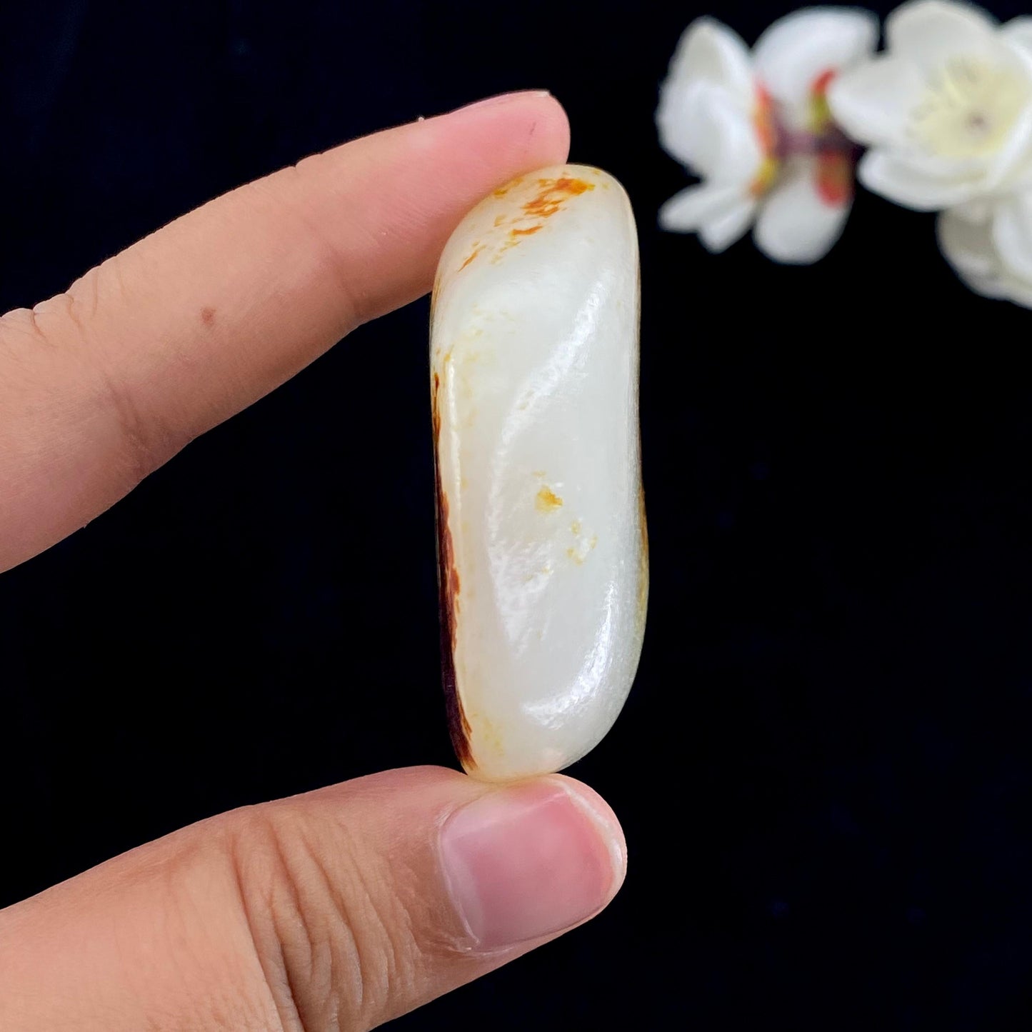 和田玉聚红皮籽料挂件(52.4g)