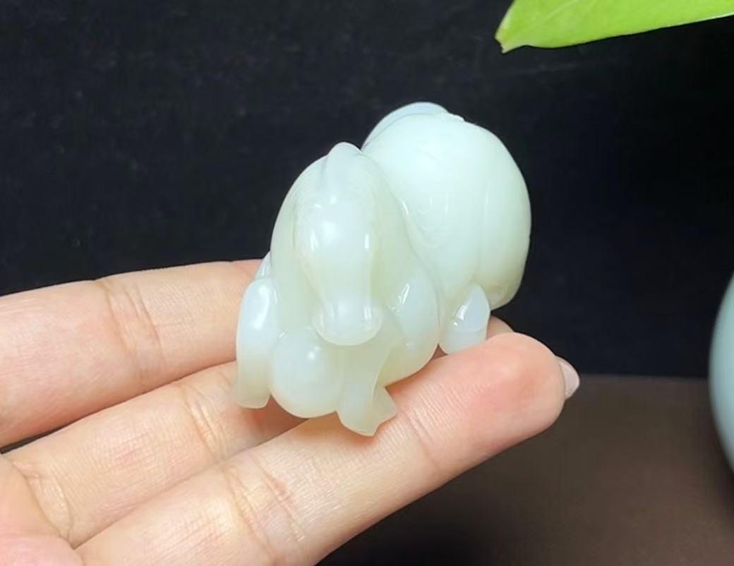 和田羊脂玉生肖马马到成功手把件摆件(84.3g)