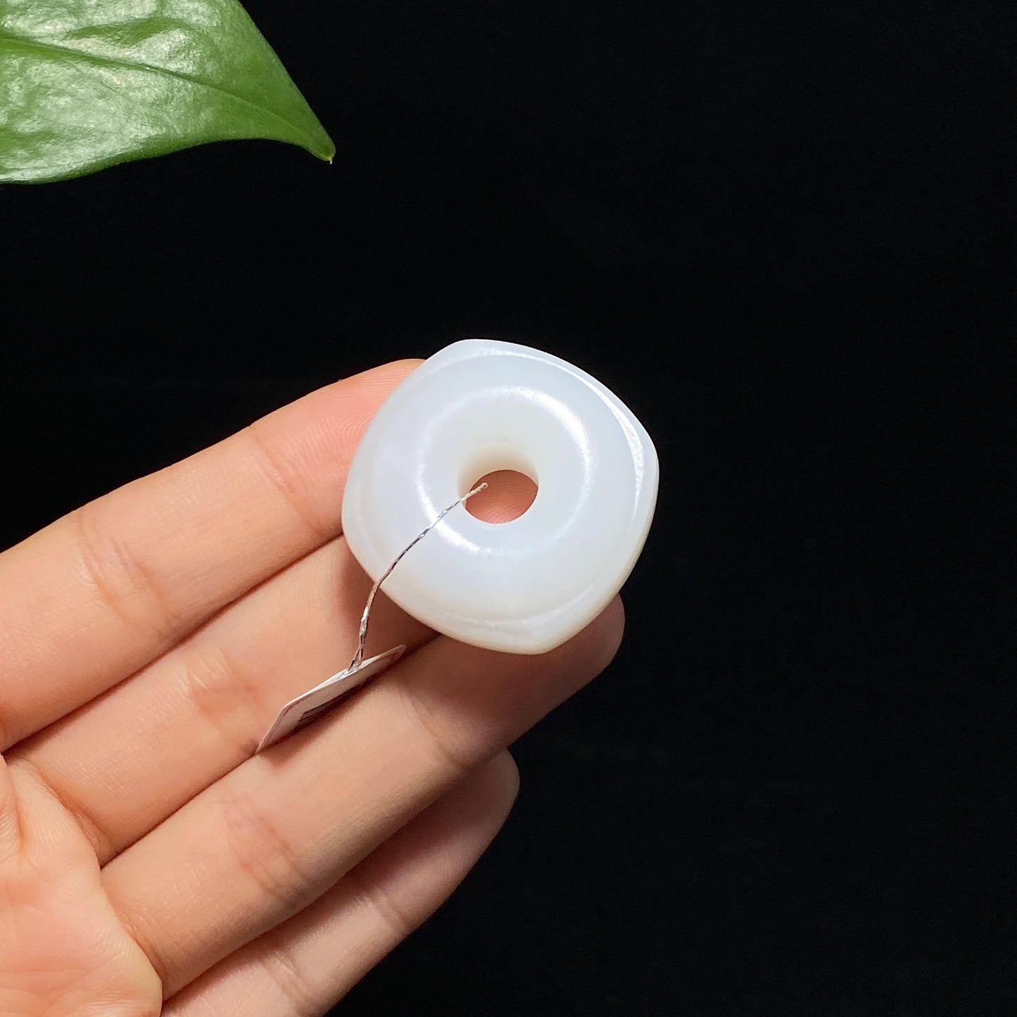 精品和田玉天圆地方平安扣(22.0g)