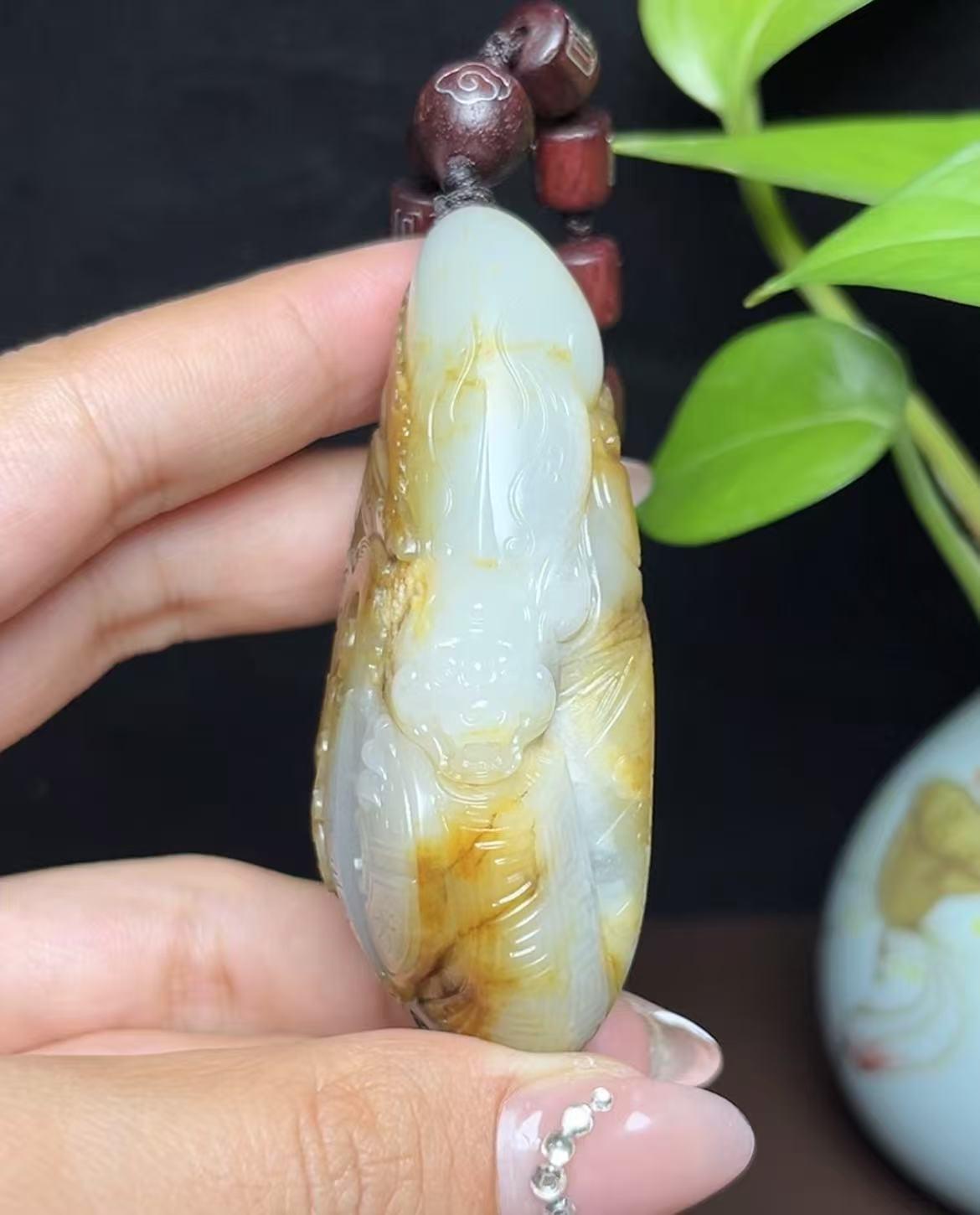 新疆和田玉籽料貔貅手把件(111.7g)