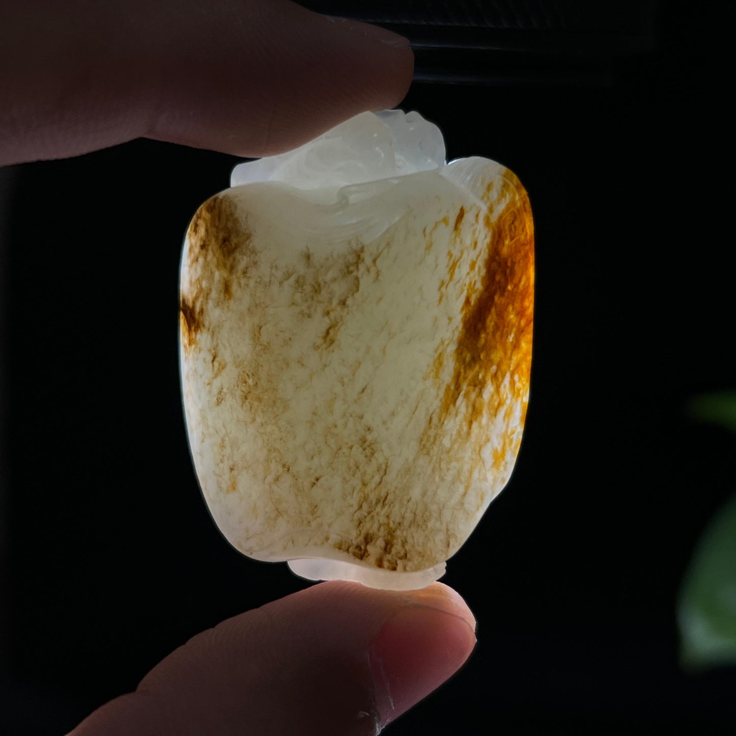 和田玉籽料红皮白肉龙龟挂件(29.4g)