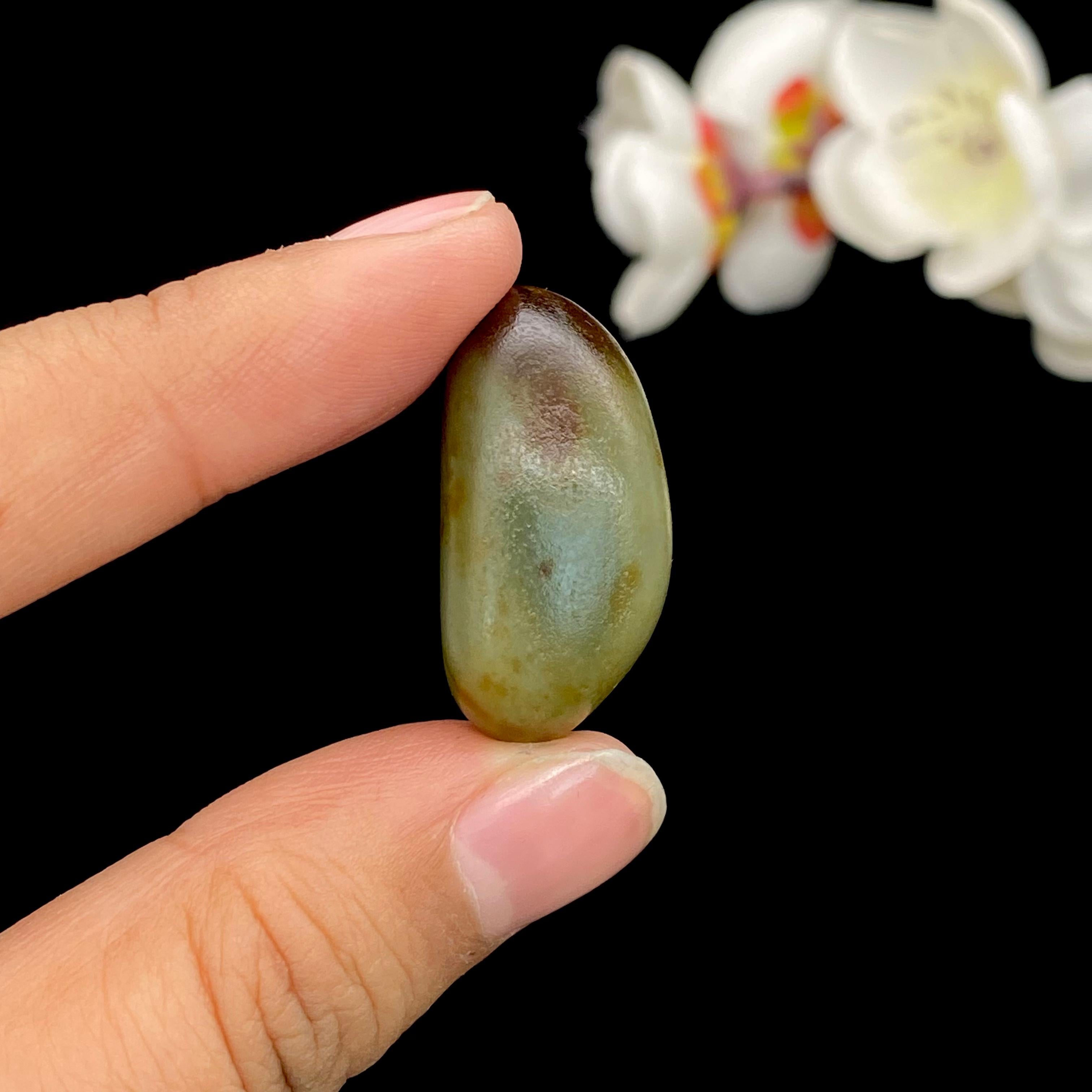 和田玉黄皮籽料吊坠籽(14.1g)