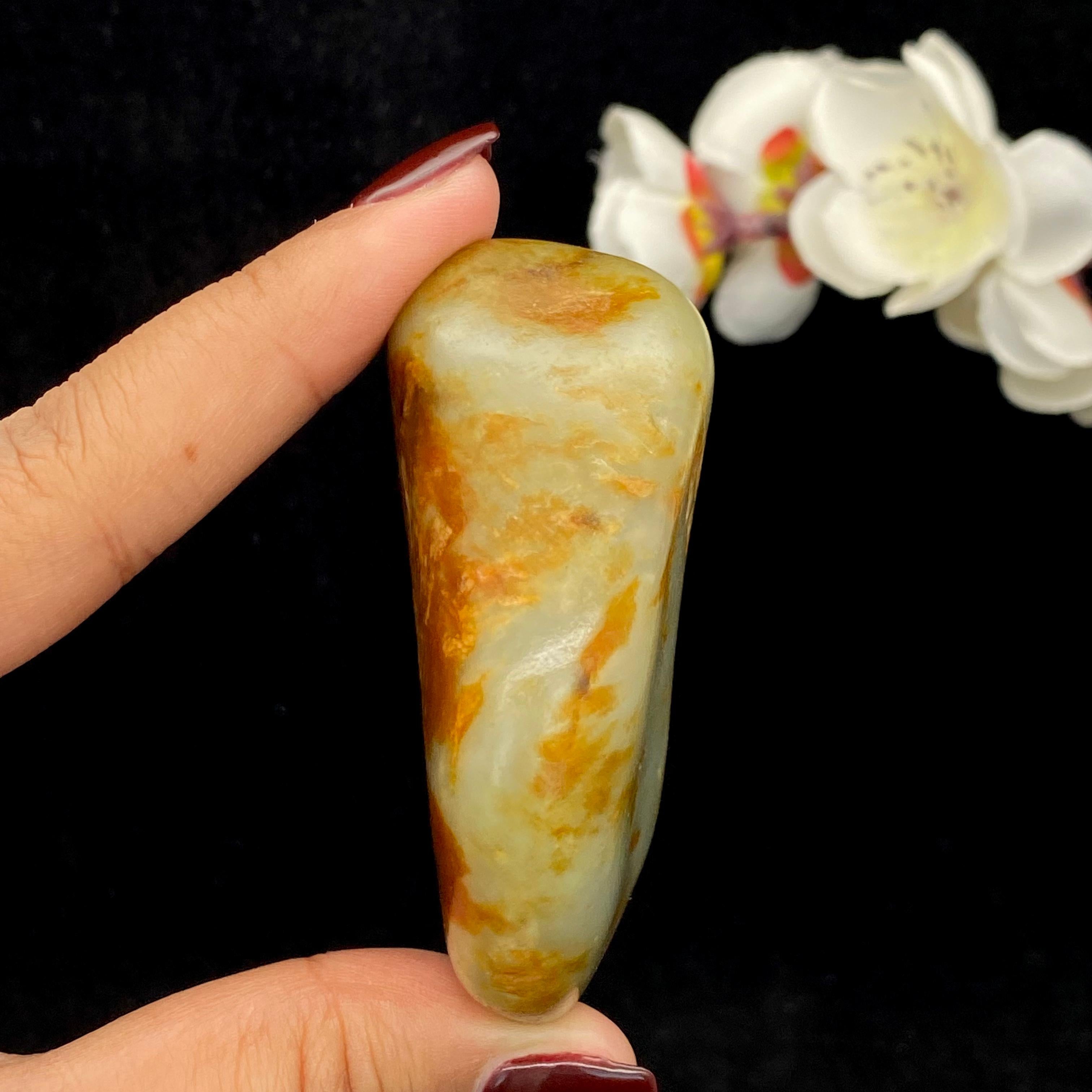 和田玉红皮籽料原石(103.7g)