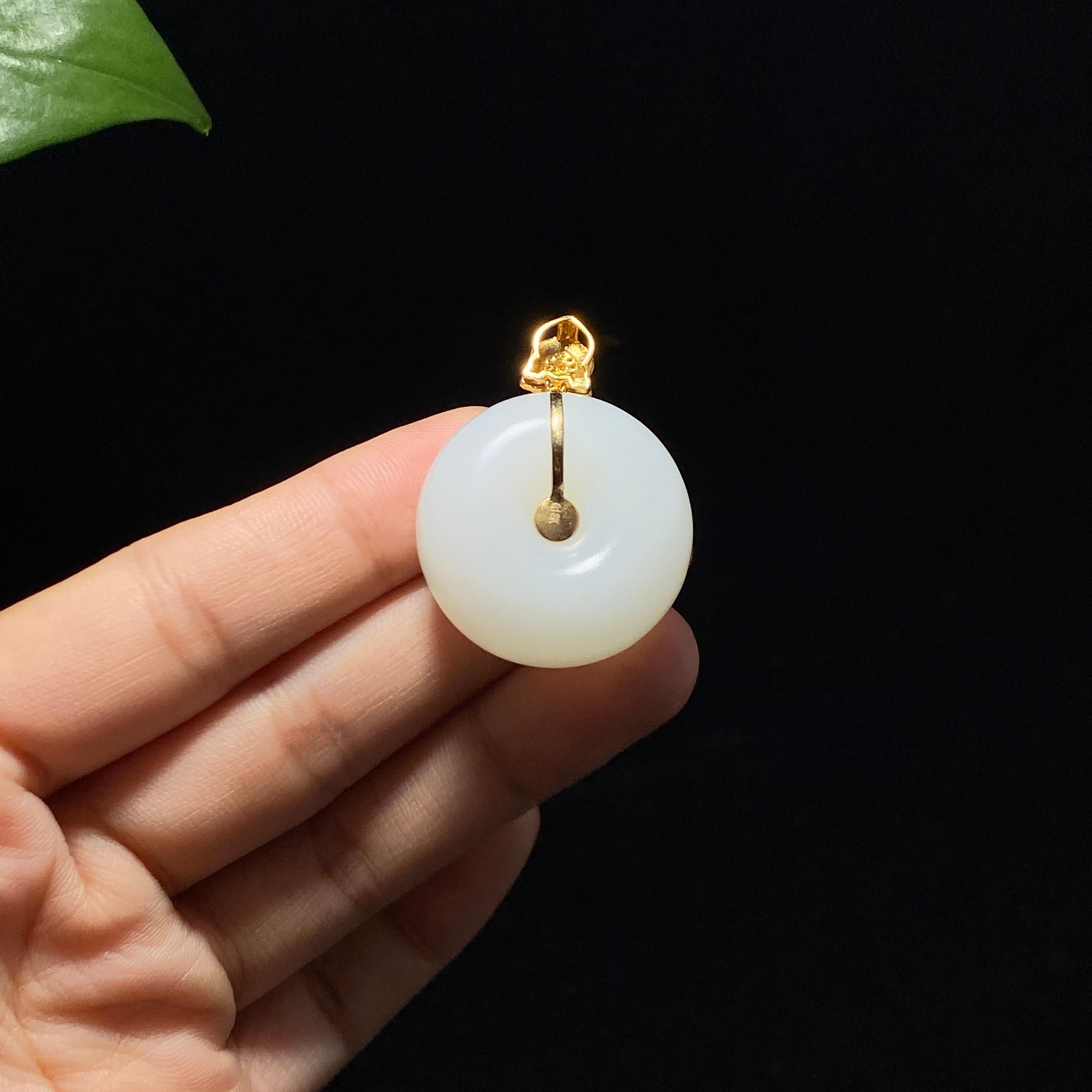 精品和田羊脂白玉金镶嵌平安扣(20.0g)