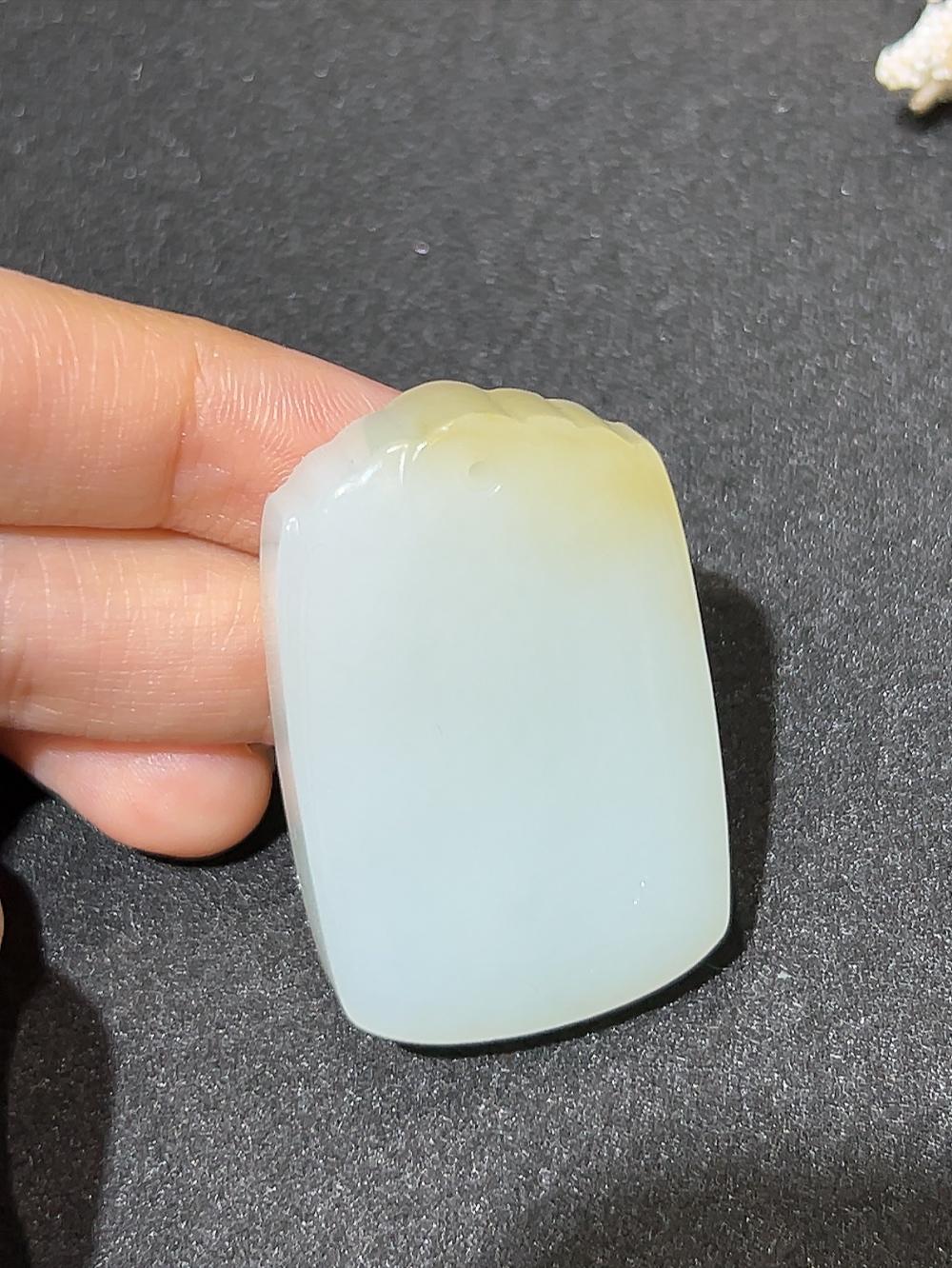 和田玉且末料糖白平安无事牌(28.8g)