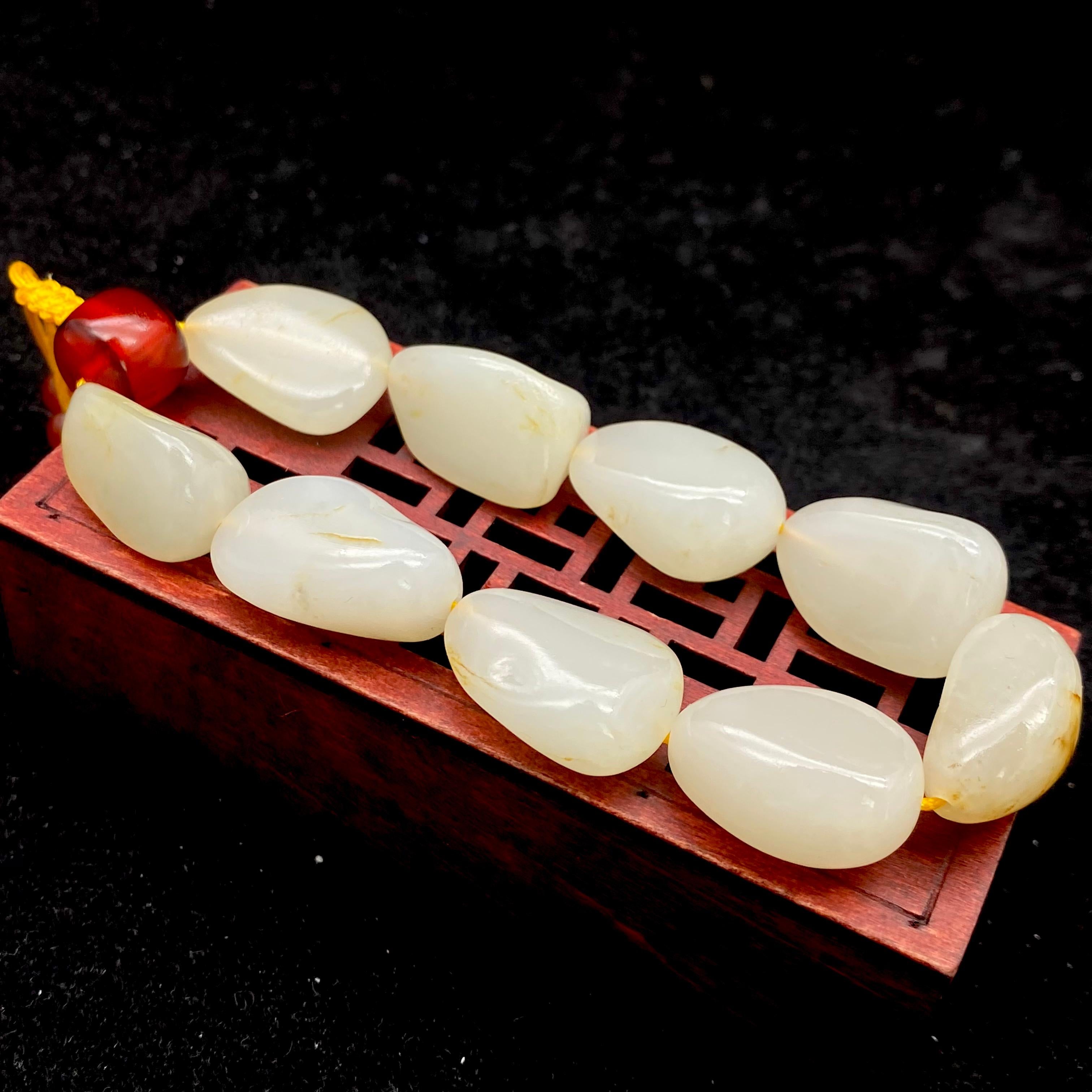 和田玉黄皮【精品手串】(52.8g)