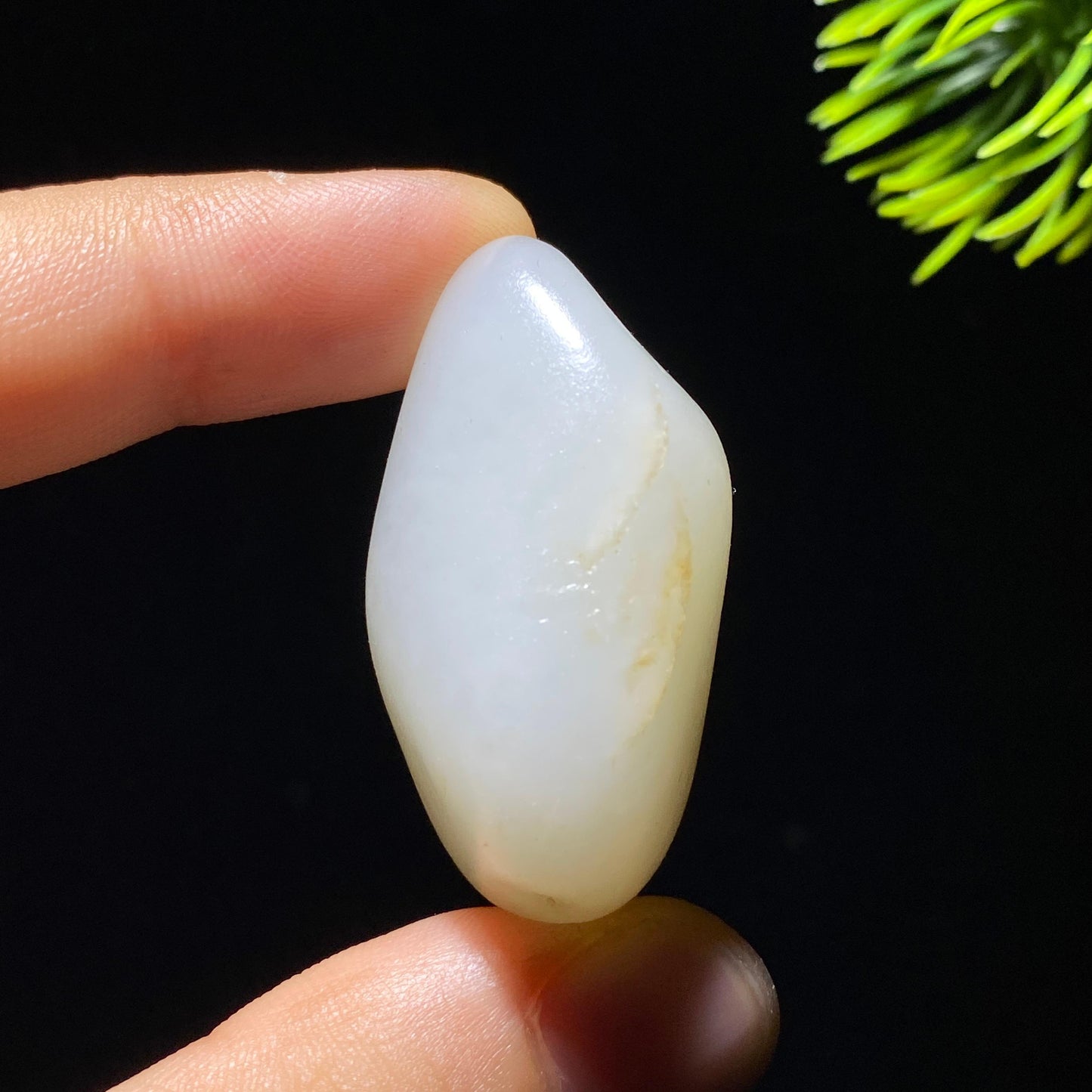 和田玉洒金皮籽料原石(20.7g)
