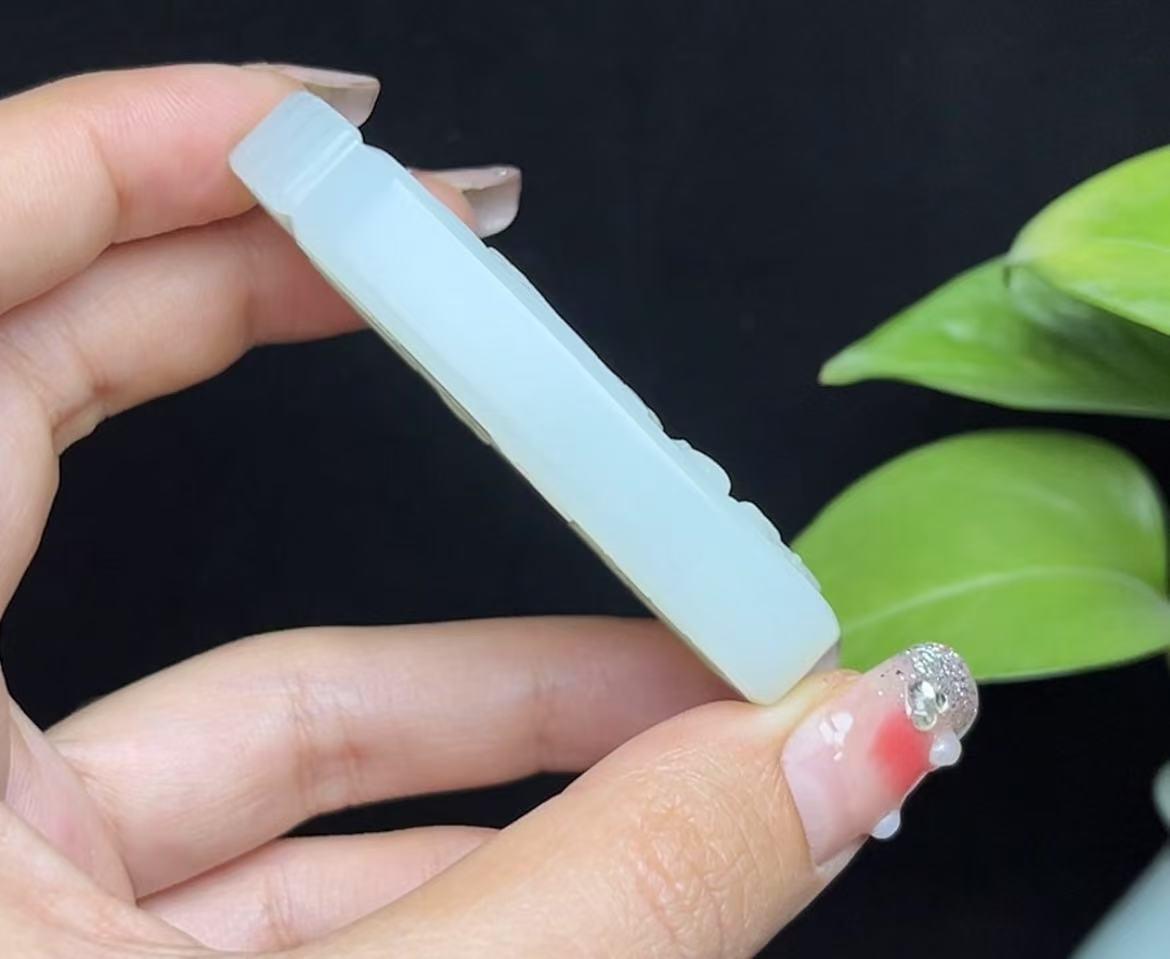 和田羊脂玉大日如来(68.1g)