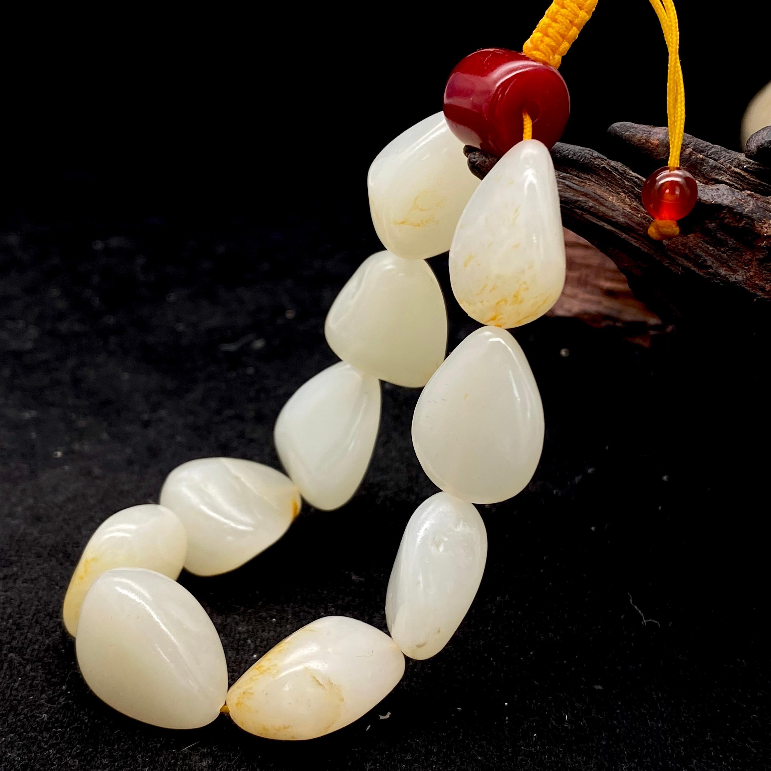 和田玉洒金皮【精品手串】(53.8g)