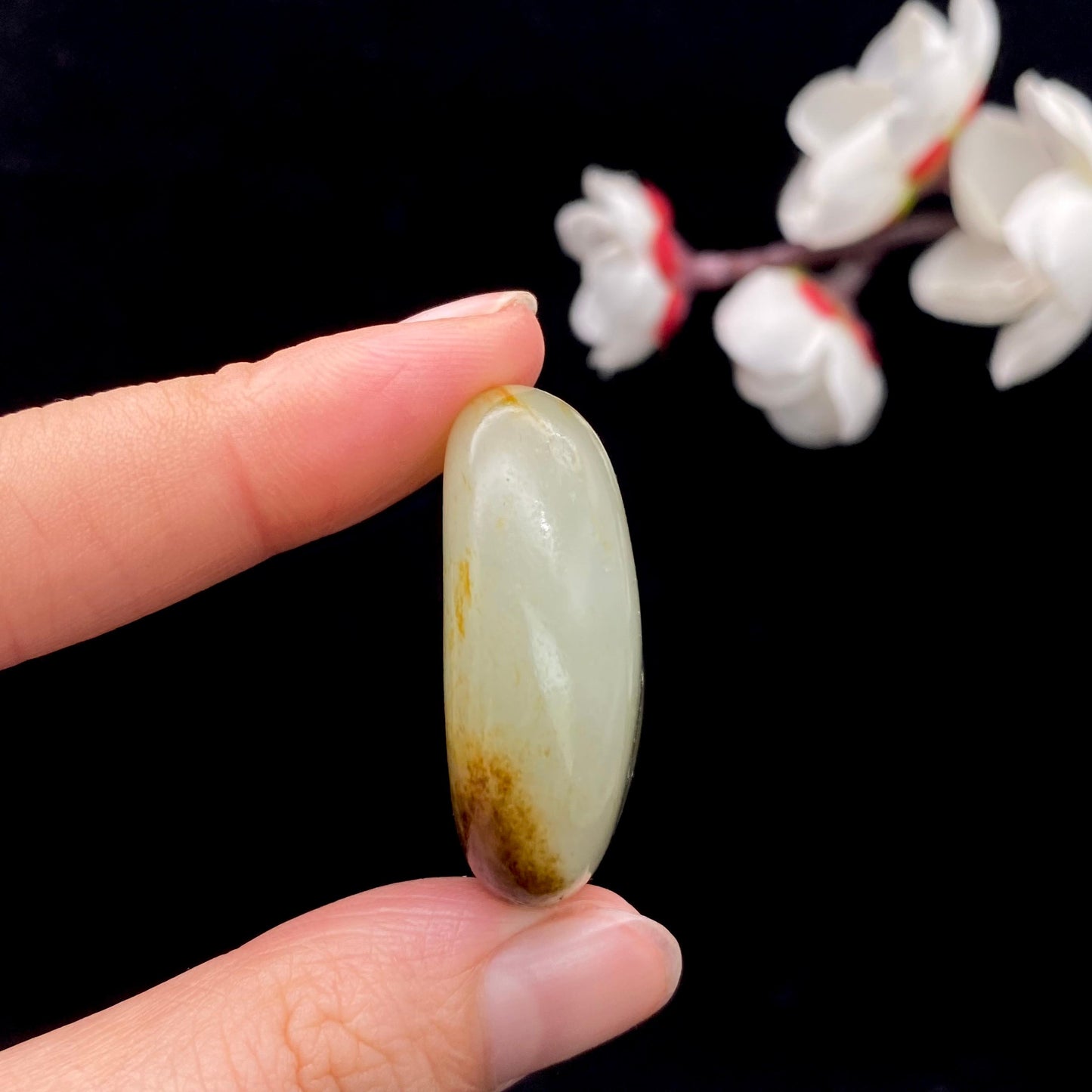 和田玉秋梨皮籽料原石(21.2g)