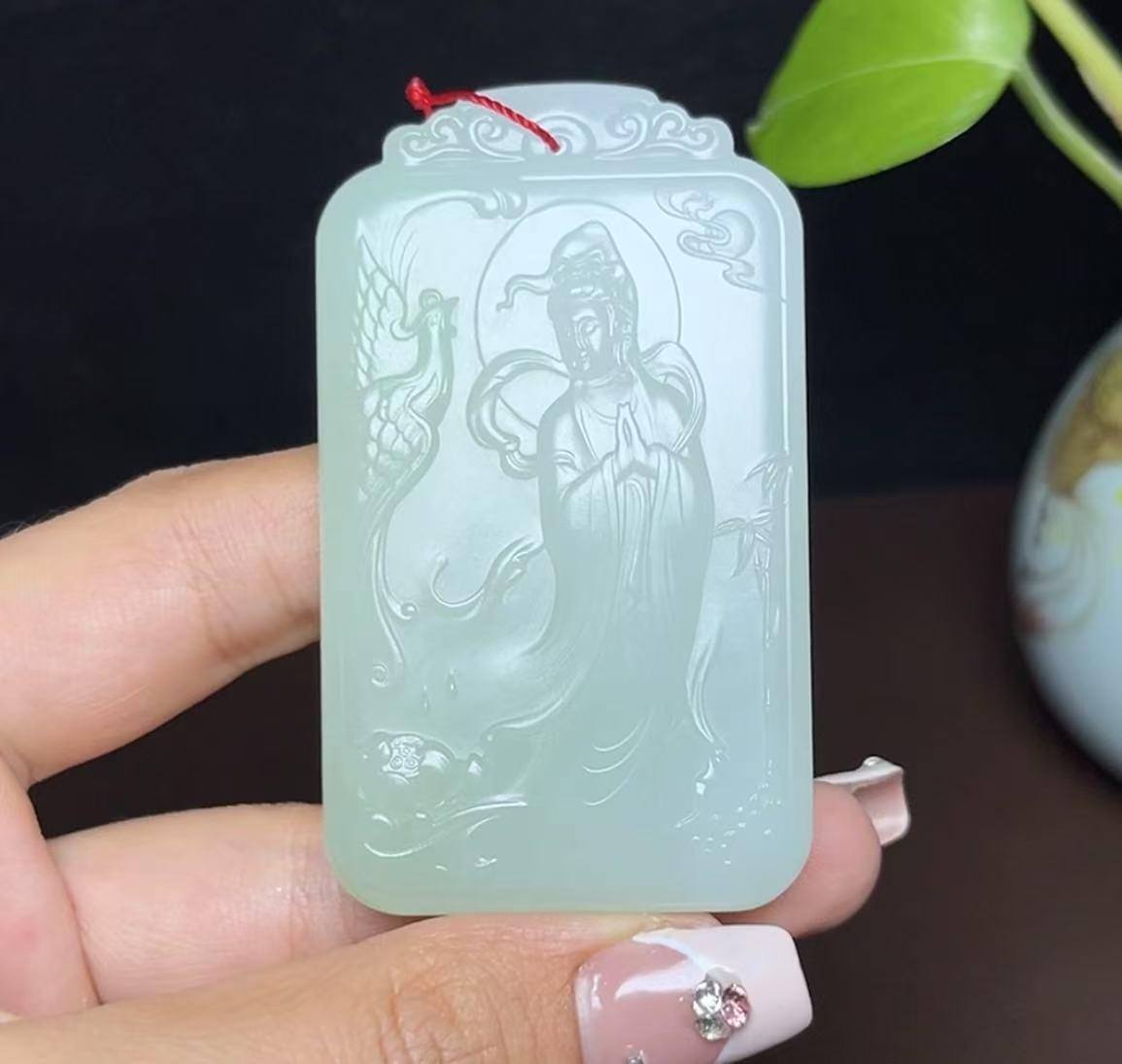 和田玉带翠羊脂玉凤凰观音山水龙牌(66.4g)