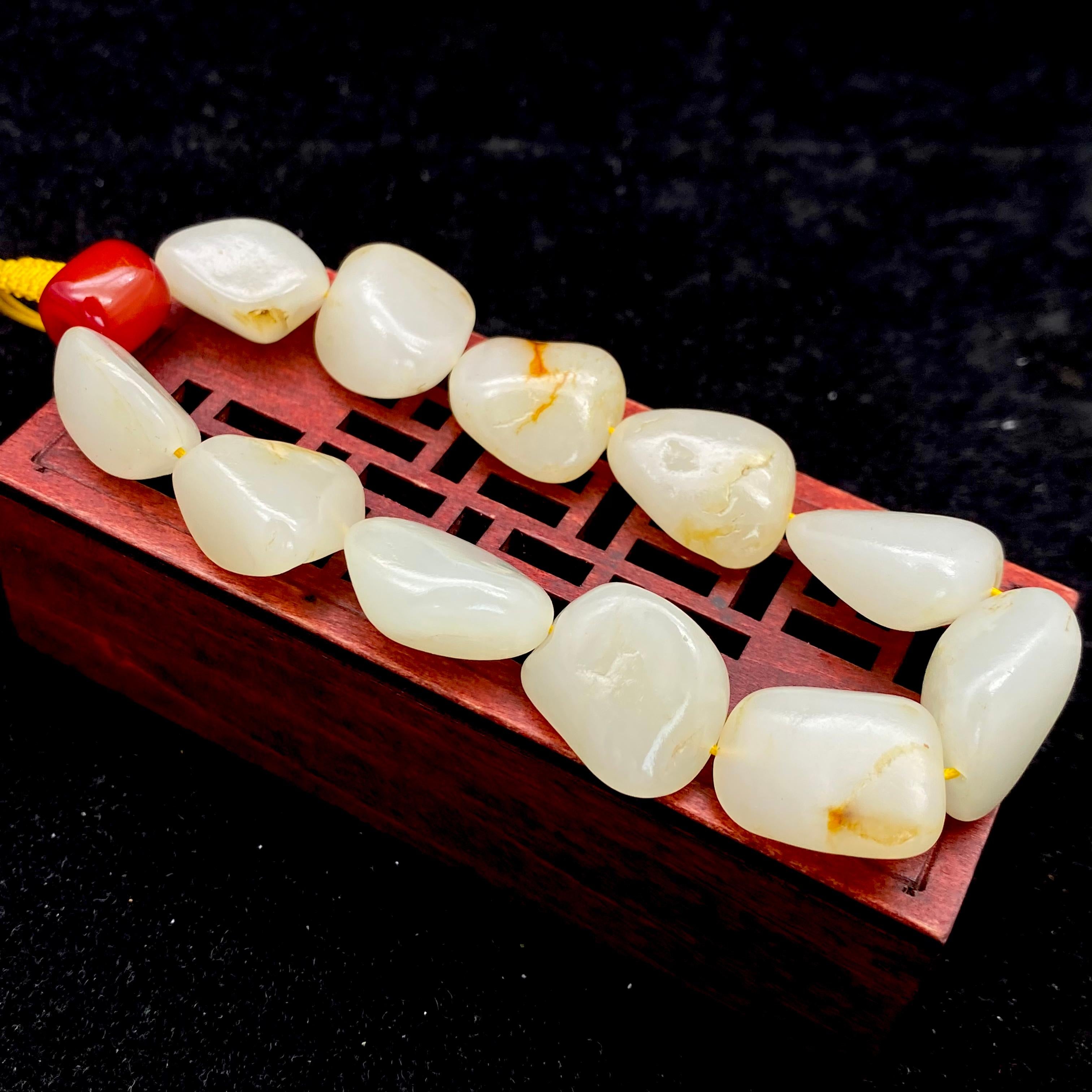 和田玉洒金皮【精品手串】(52.7g)