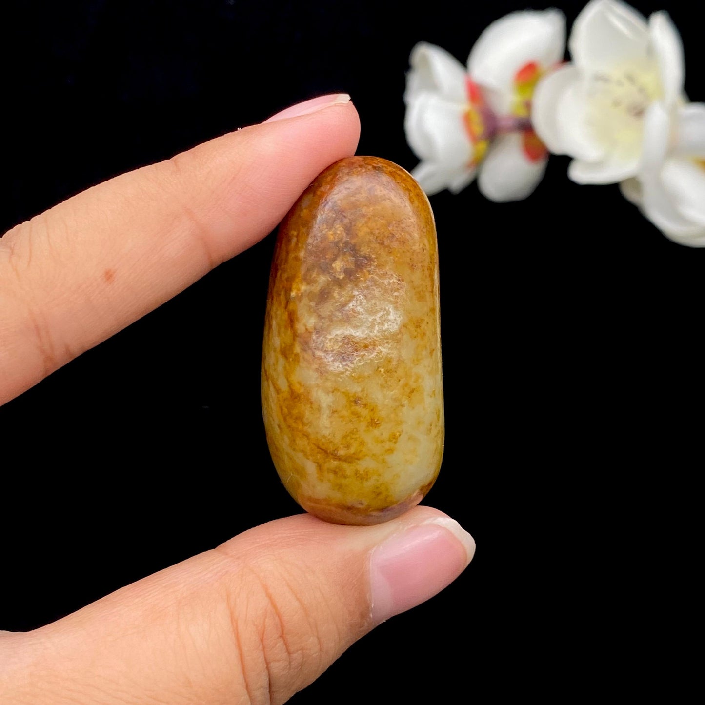 和田玉聚黄皮籽料挂件(50.2g)