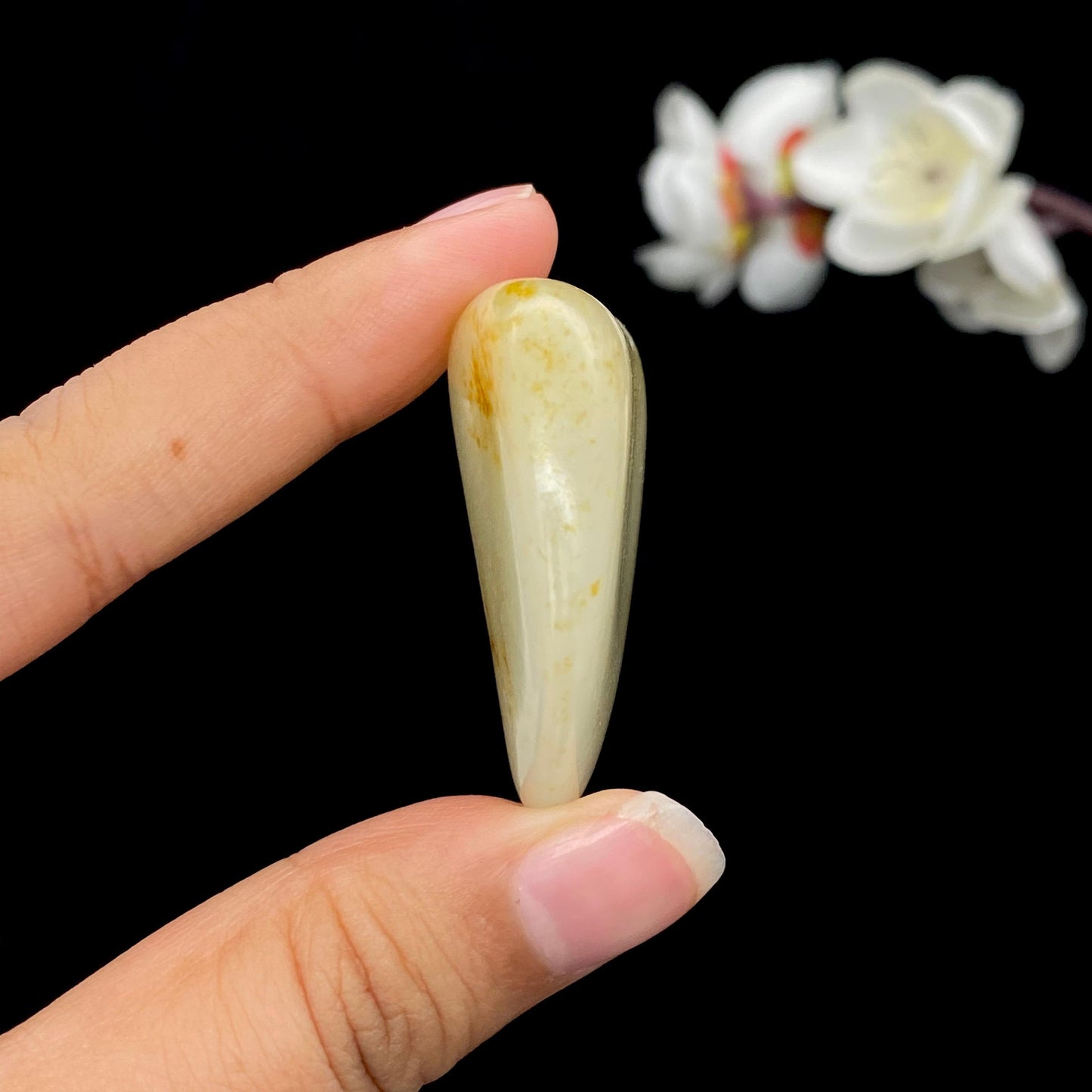 和田玉洒金皮籽料挂件(30.3g)