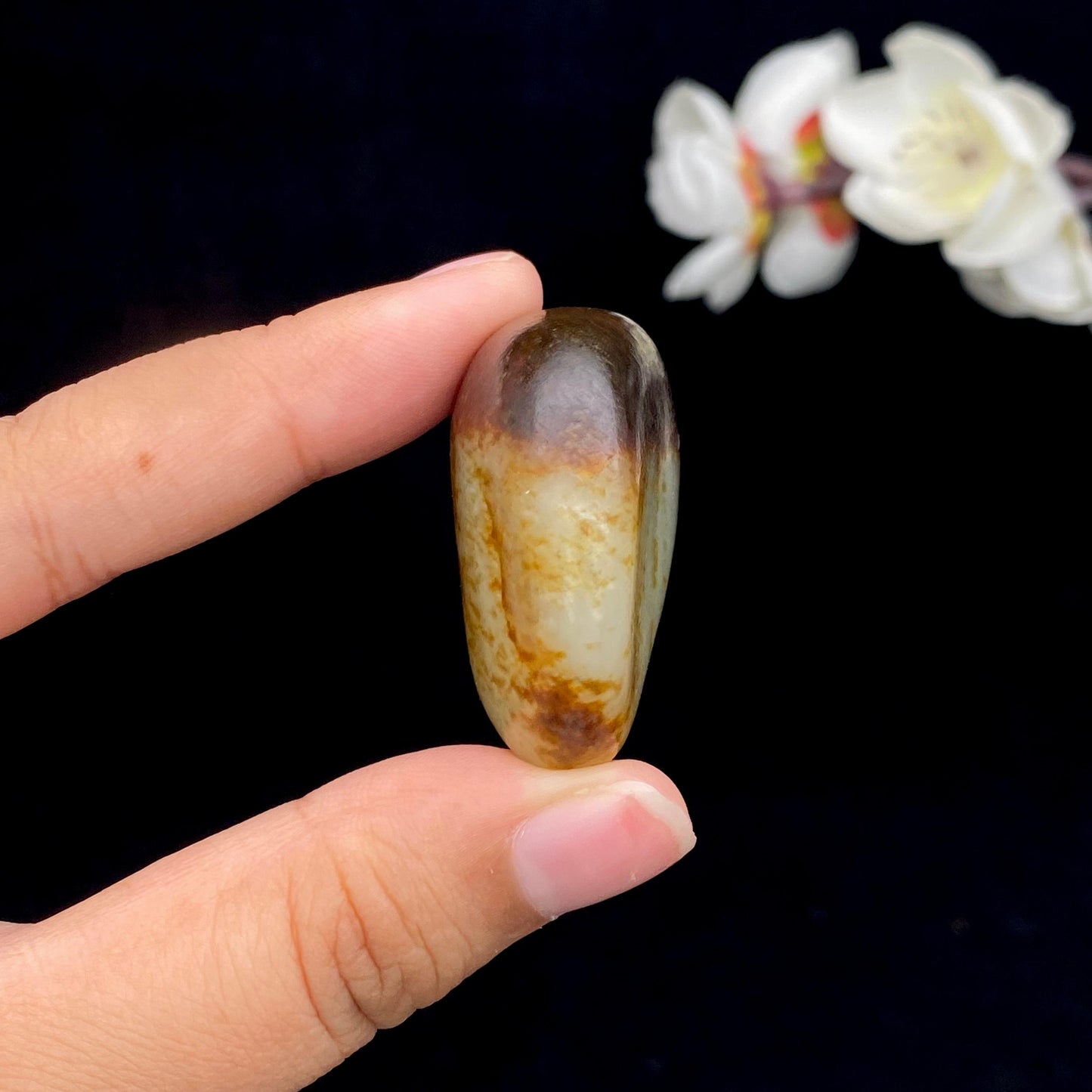 和田玉聚红皮籽料挂件(32.3g)