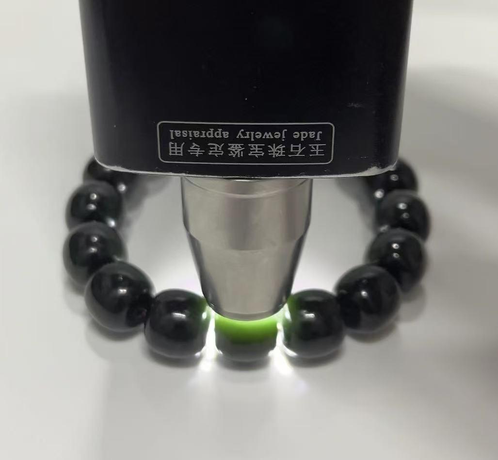 新疆和田玉黑青老型珠手串(54.2克)