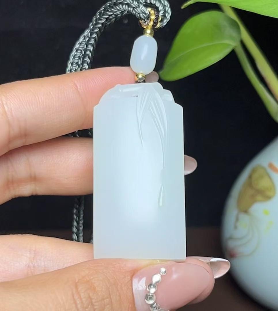 和田羊脂玉节节高升平安无事牌(41.6g)