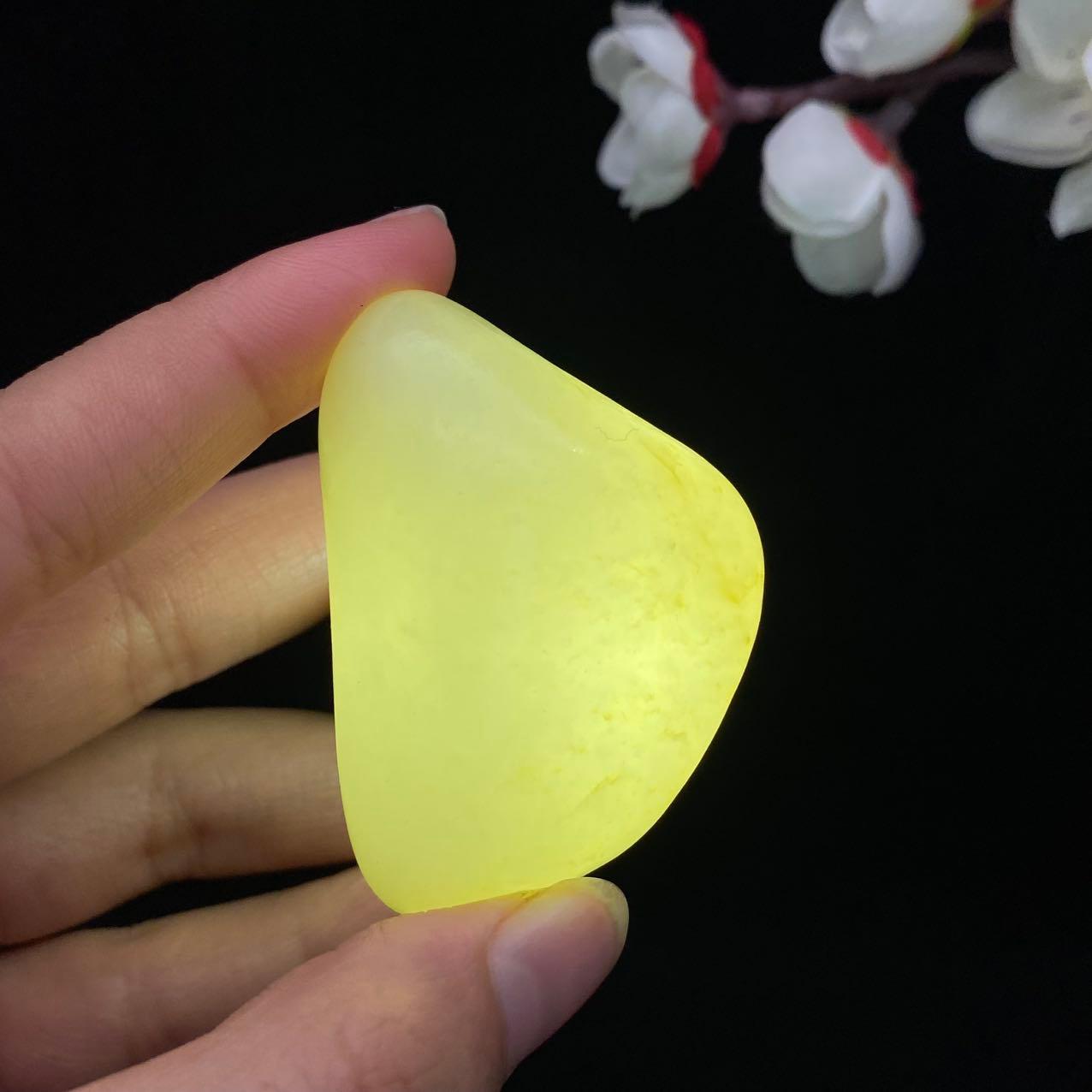 和田玉青白玉籽料原石(59.3g)