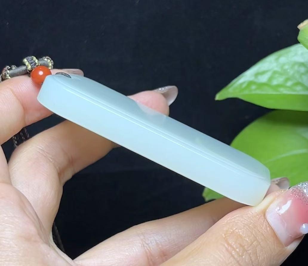 和田羊脂玉平安无事牌(79.8g)