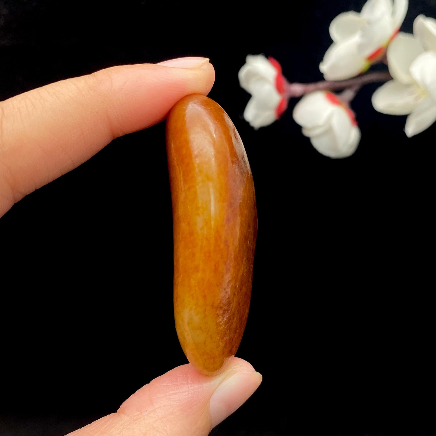 和田玉红沁皮籽料挂件(40.5g)
