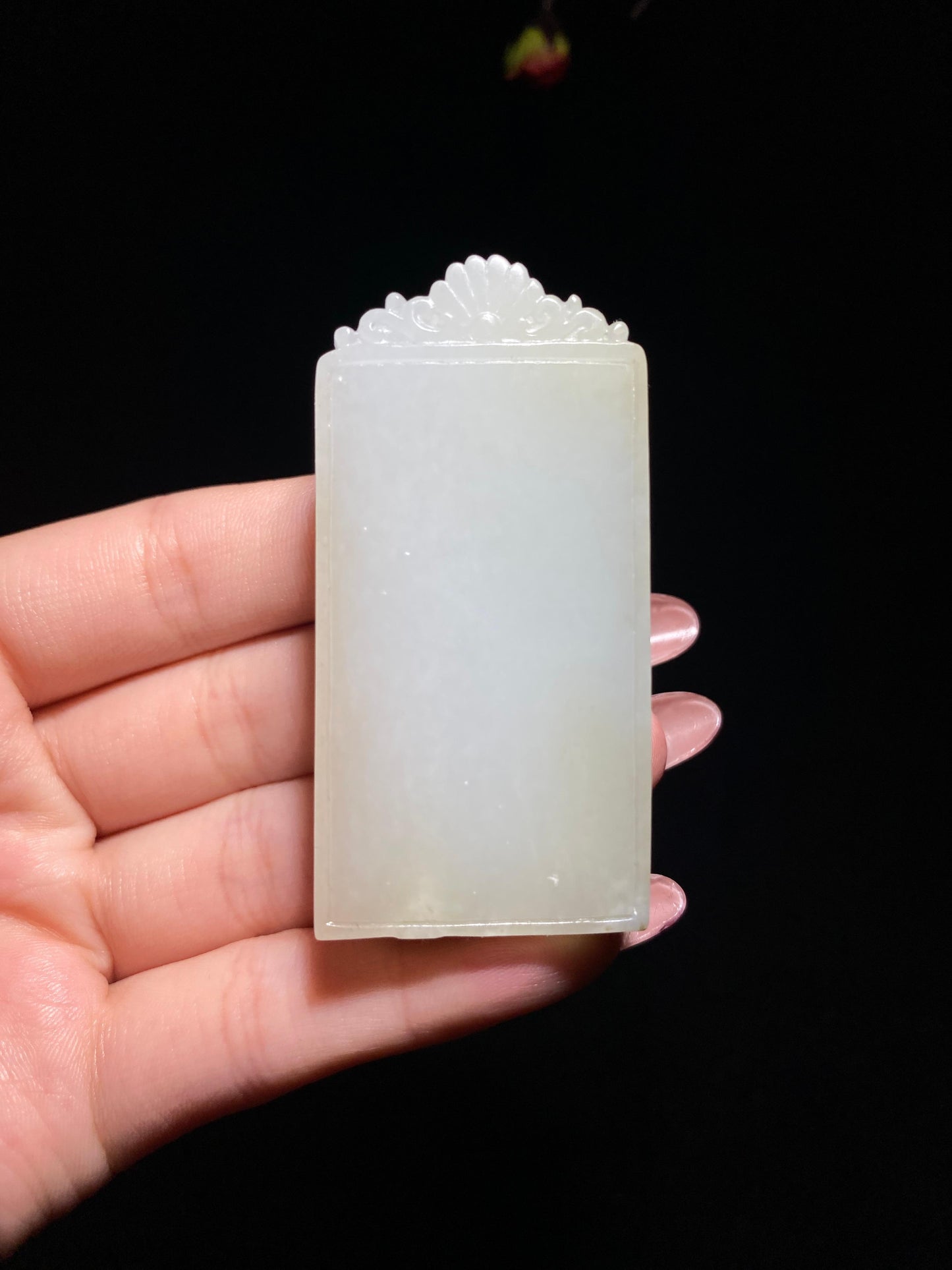 和田玉籽料无事牌(66.7g)