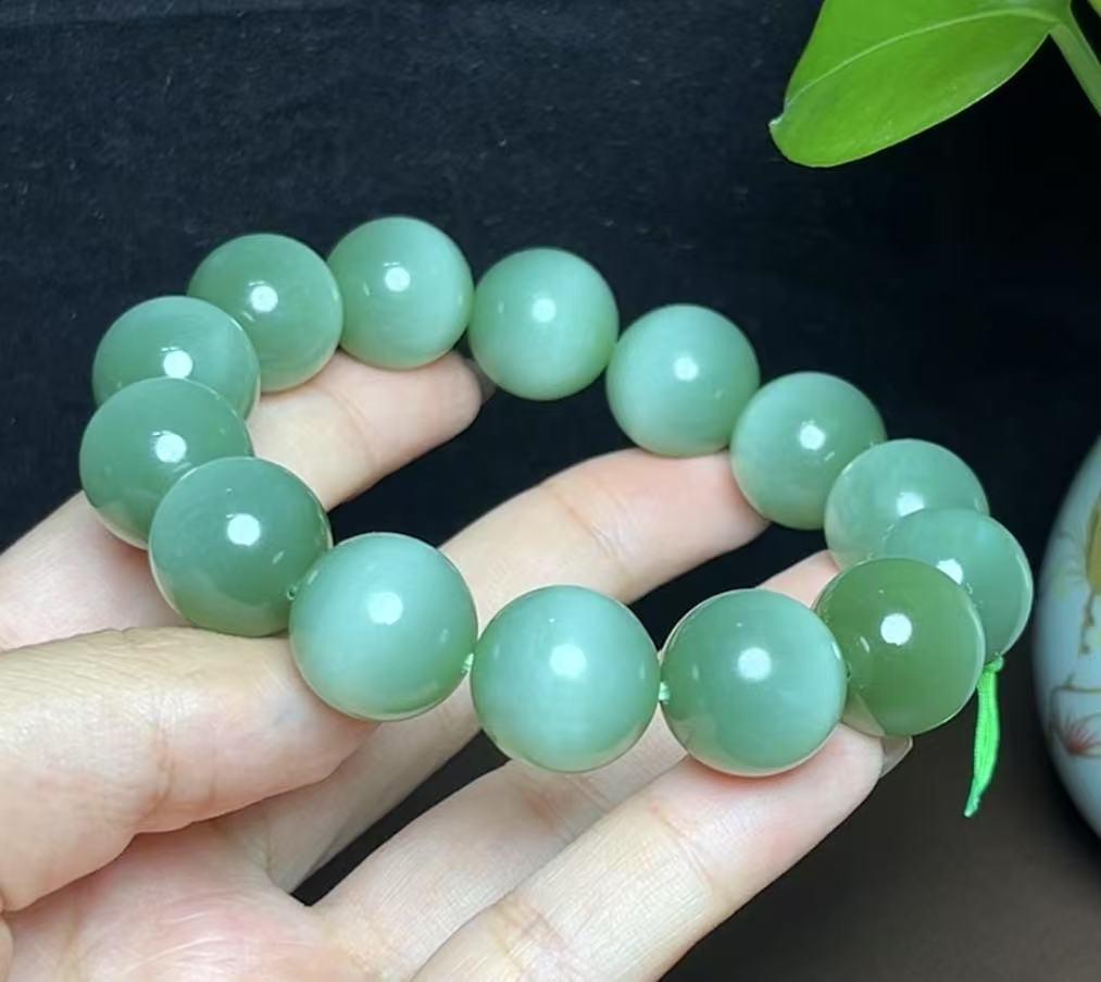 和田玉碧玉粉青白猫猫眼碧玉(87.1g)